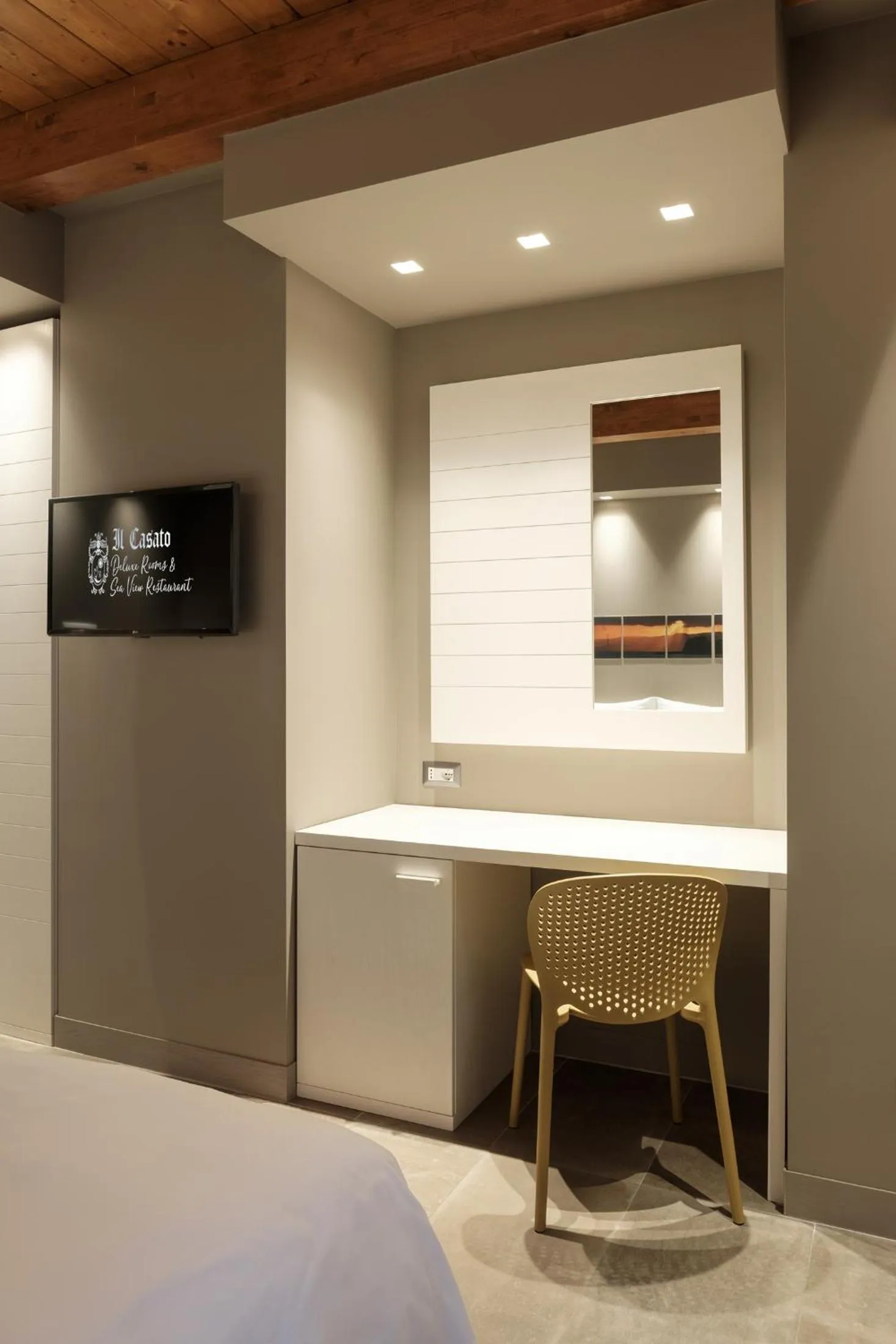 TV and multimedia, Bed in Il Casato Deluxe Rooms