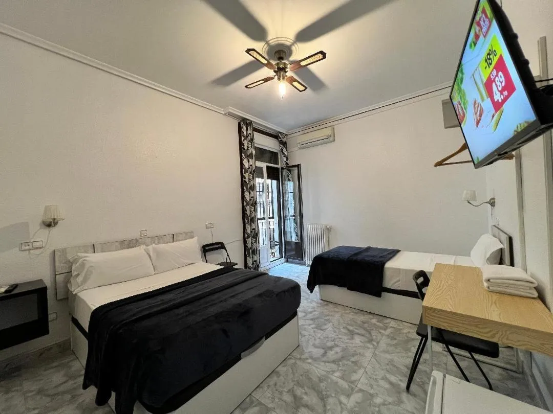 Bed in Hostal Palacios Fuencarral