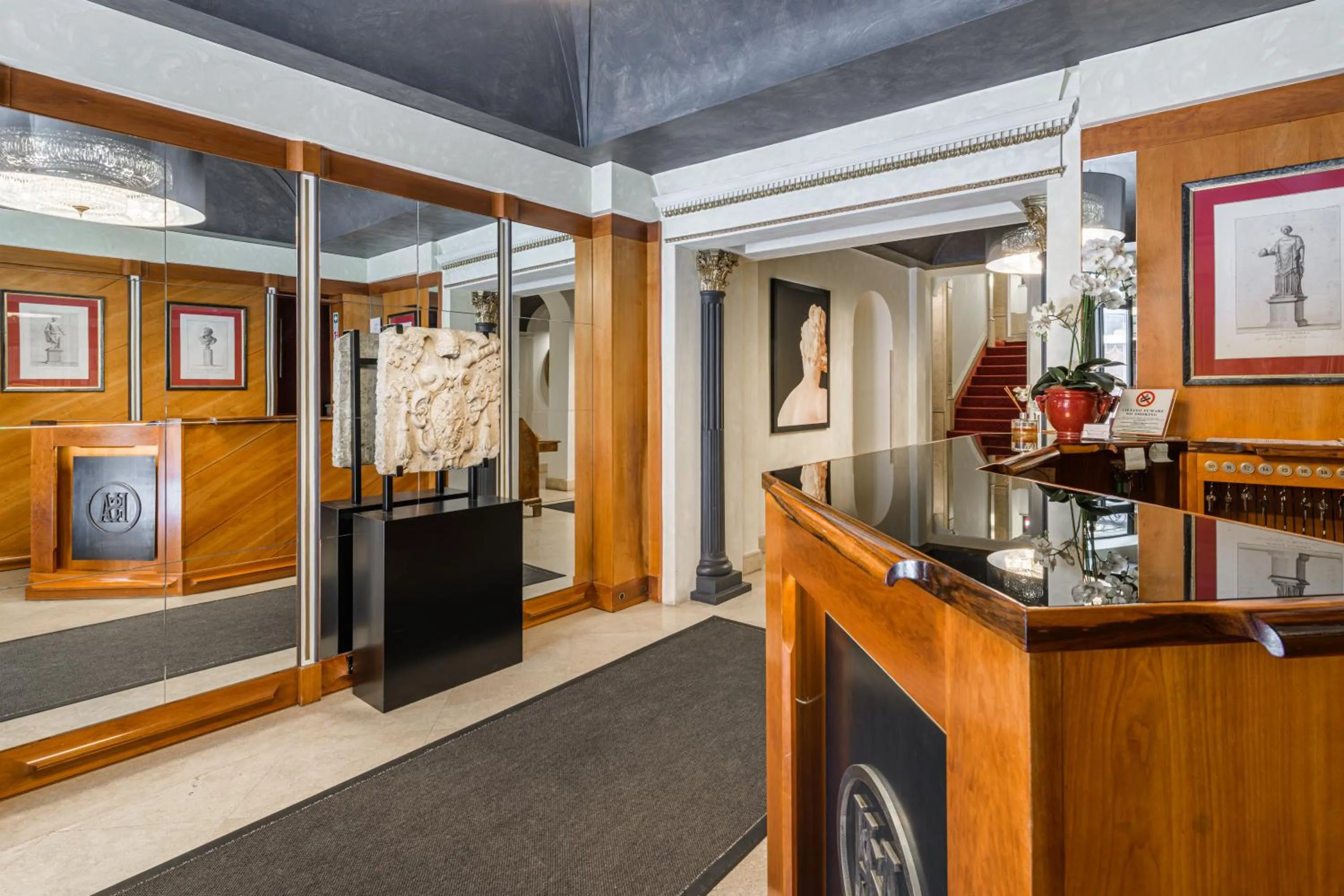 Lobby or reception in Hotel S. Anna