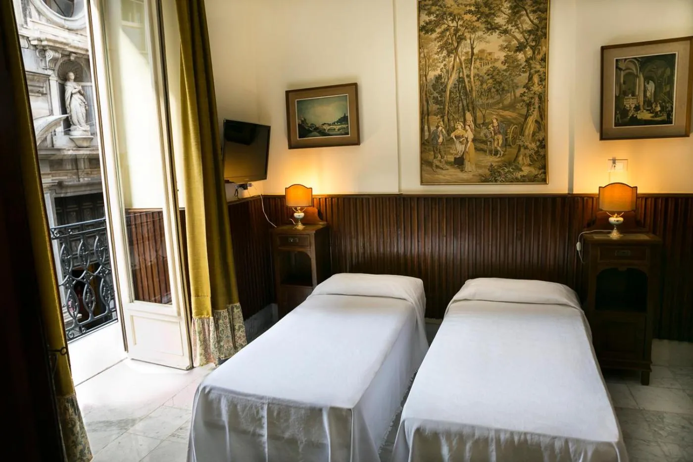 Bed in B&B Santa Caterina