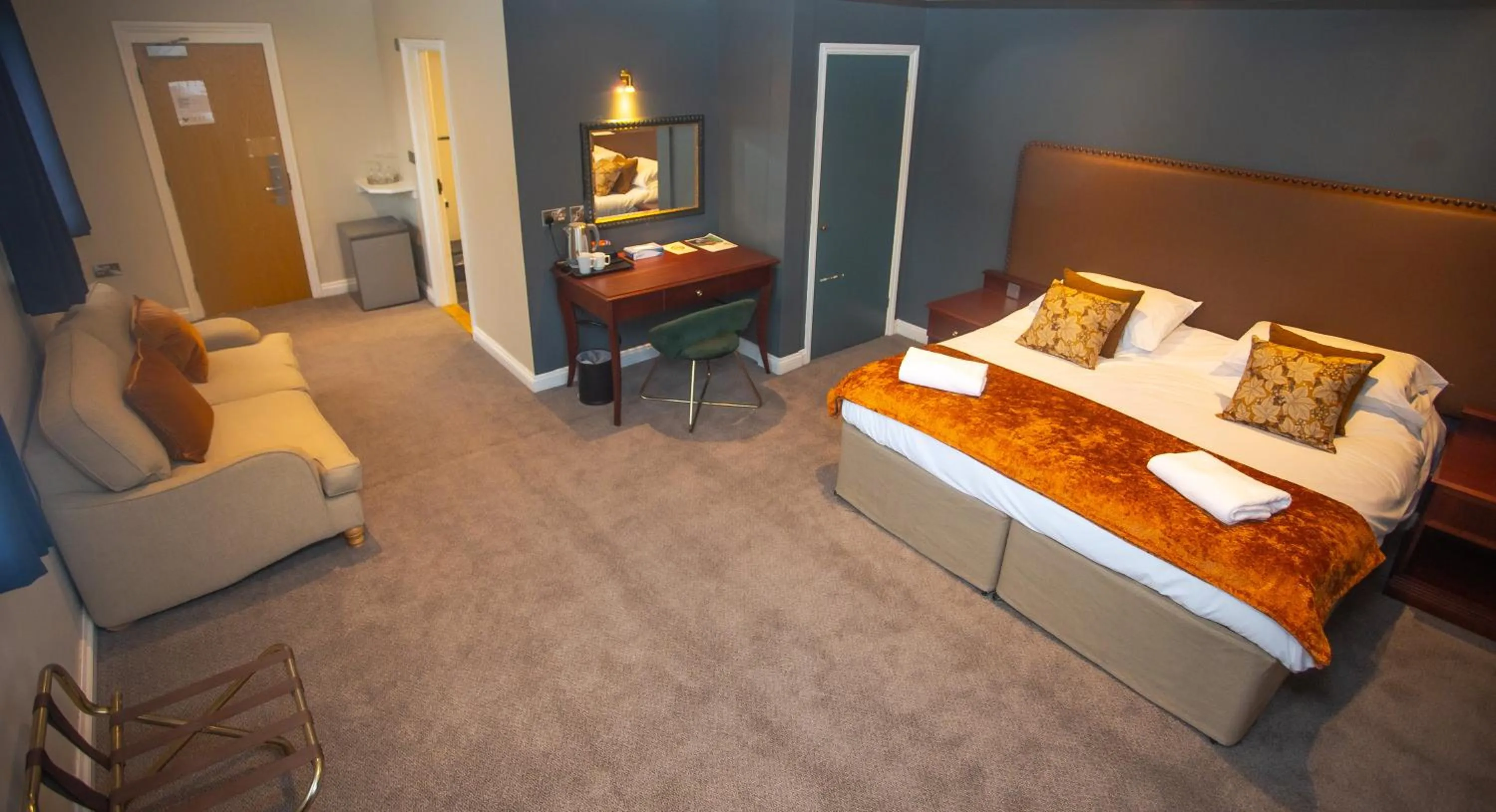 Photo of the whole room in Bells Hotel