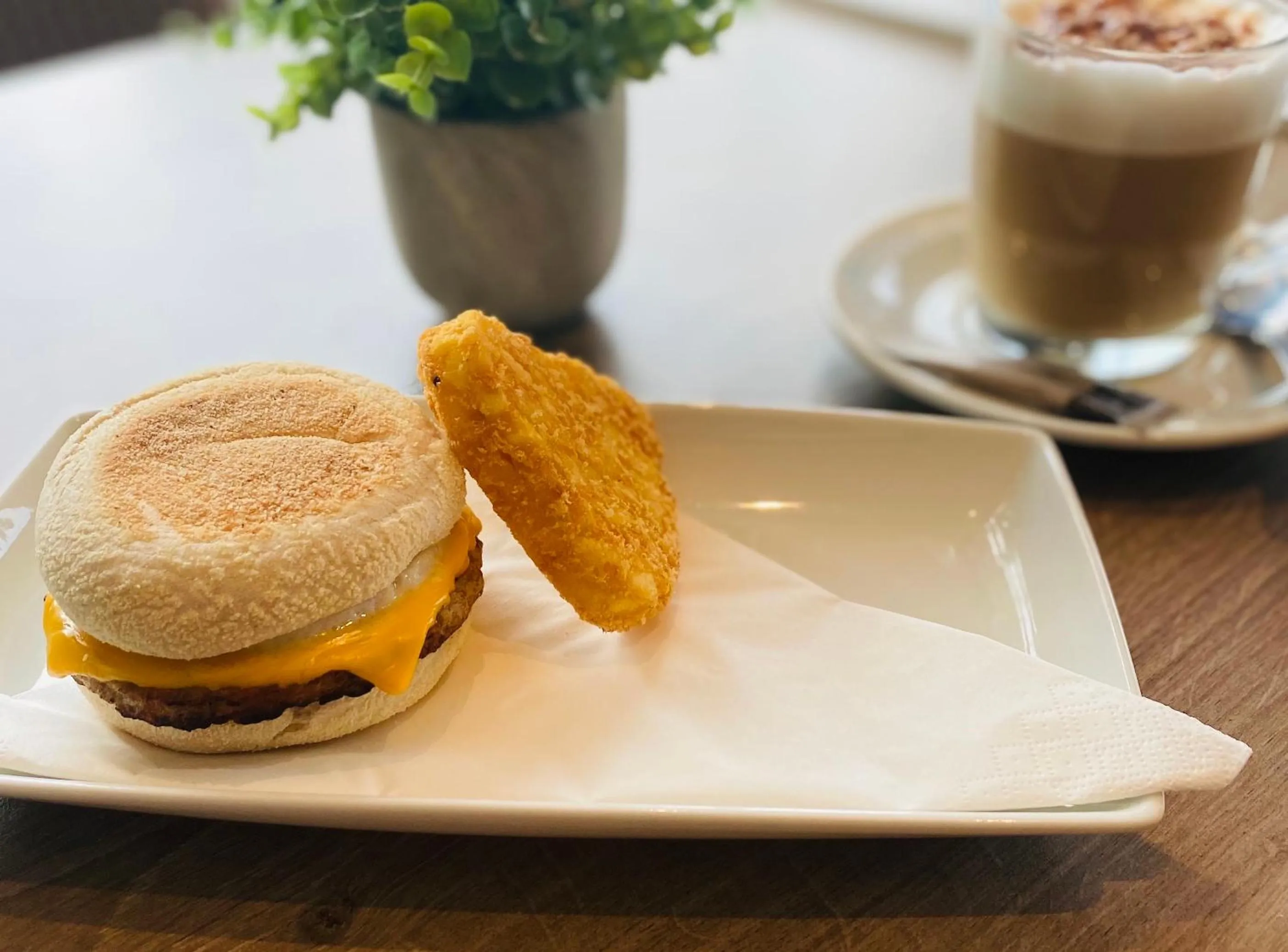 Food and drinks in Bells Hotel