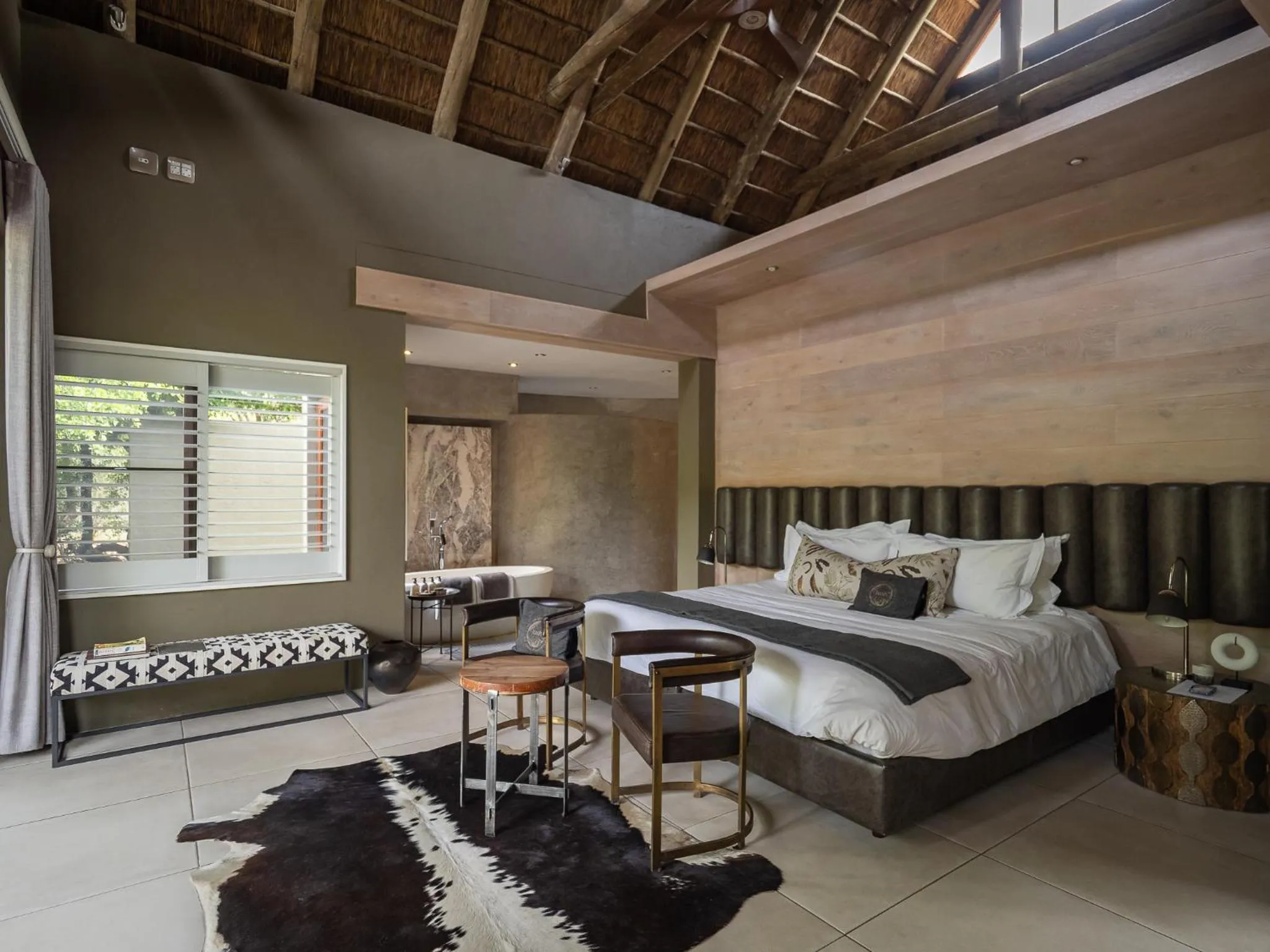 Bedroom, Bed in Lush Private Game Lodge