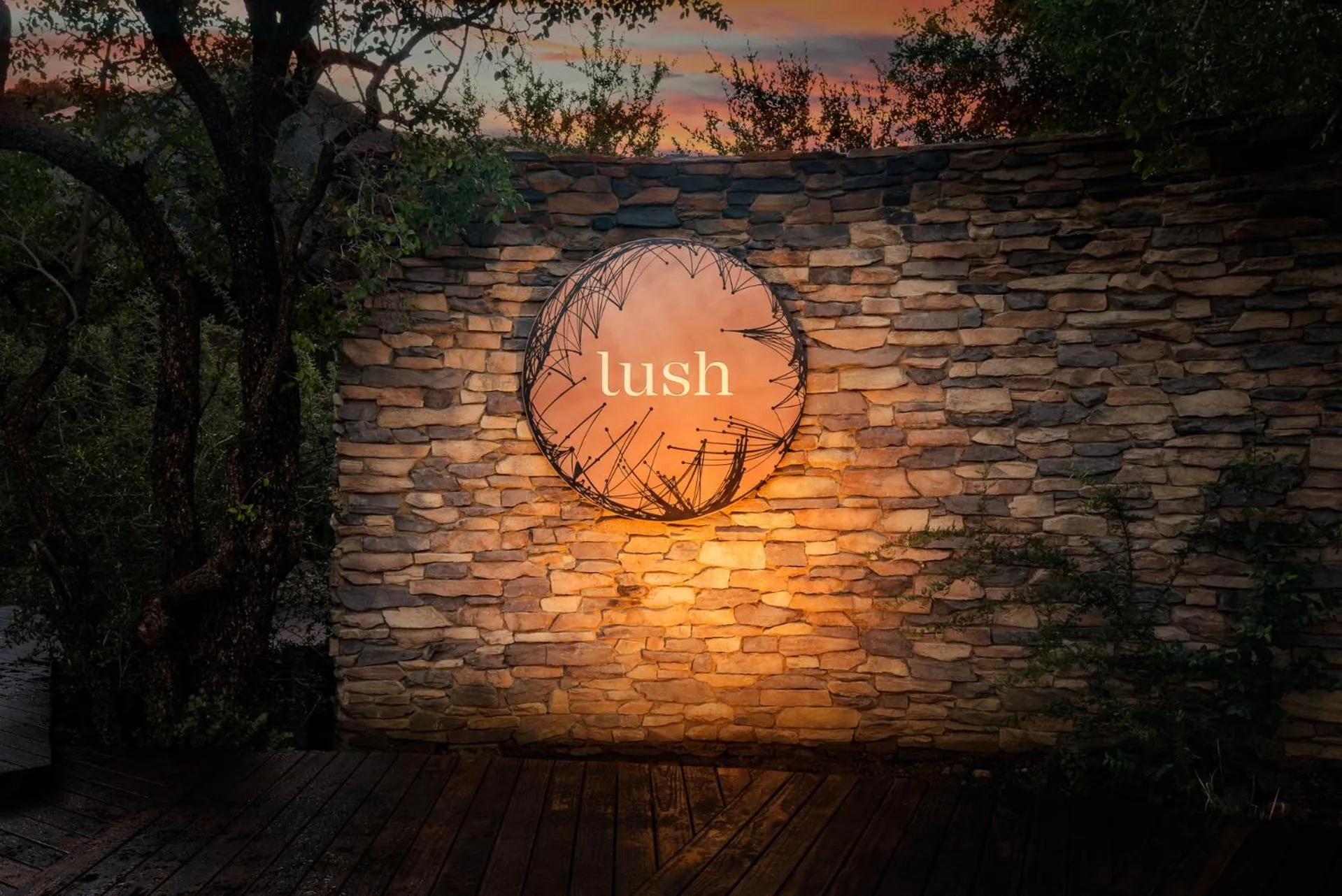 Logo/Certificate/Sign in Lush Private Game Lodge