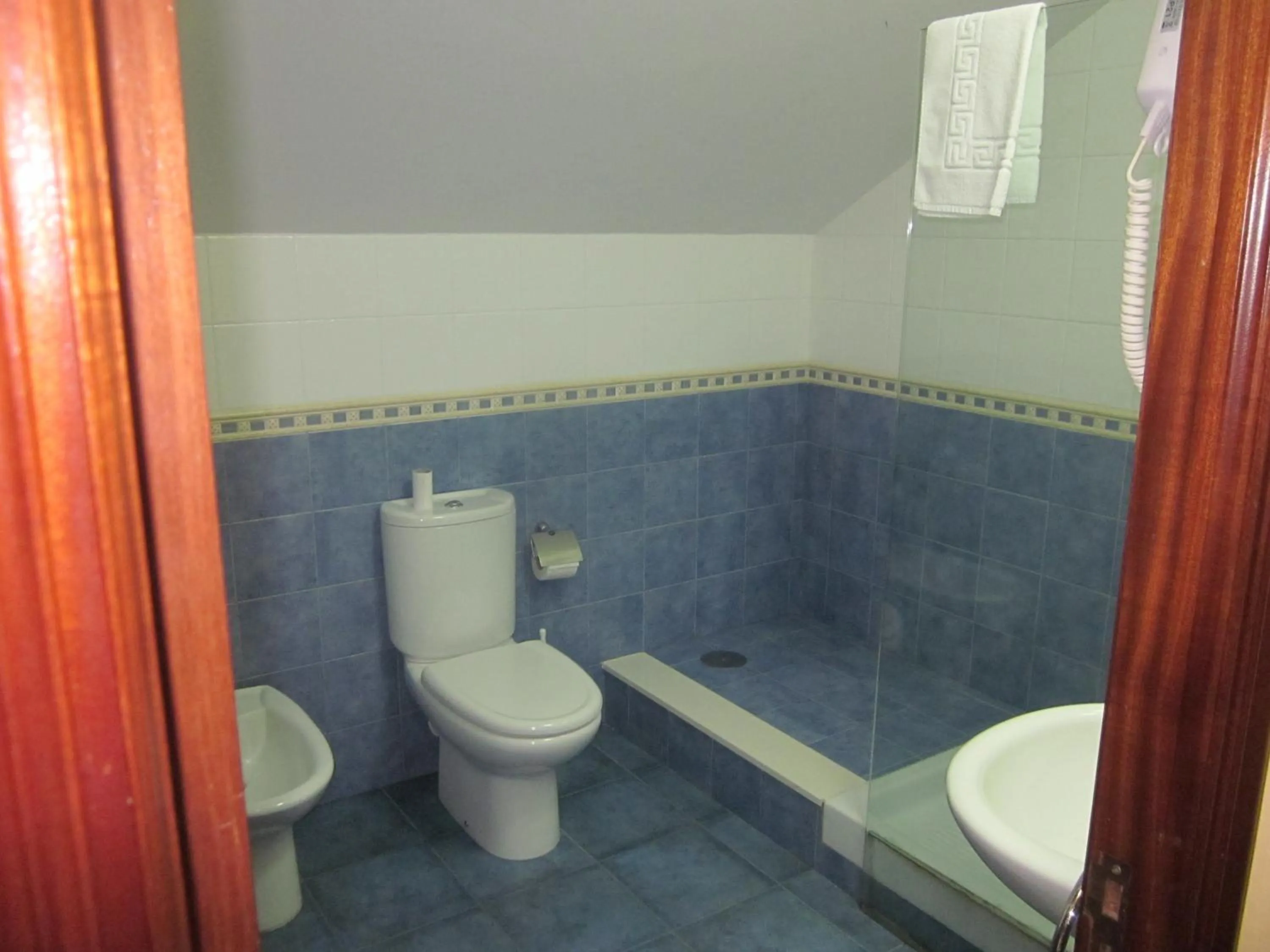 Bathroom in Hotel Restaurante Loureiro