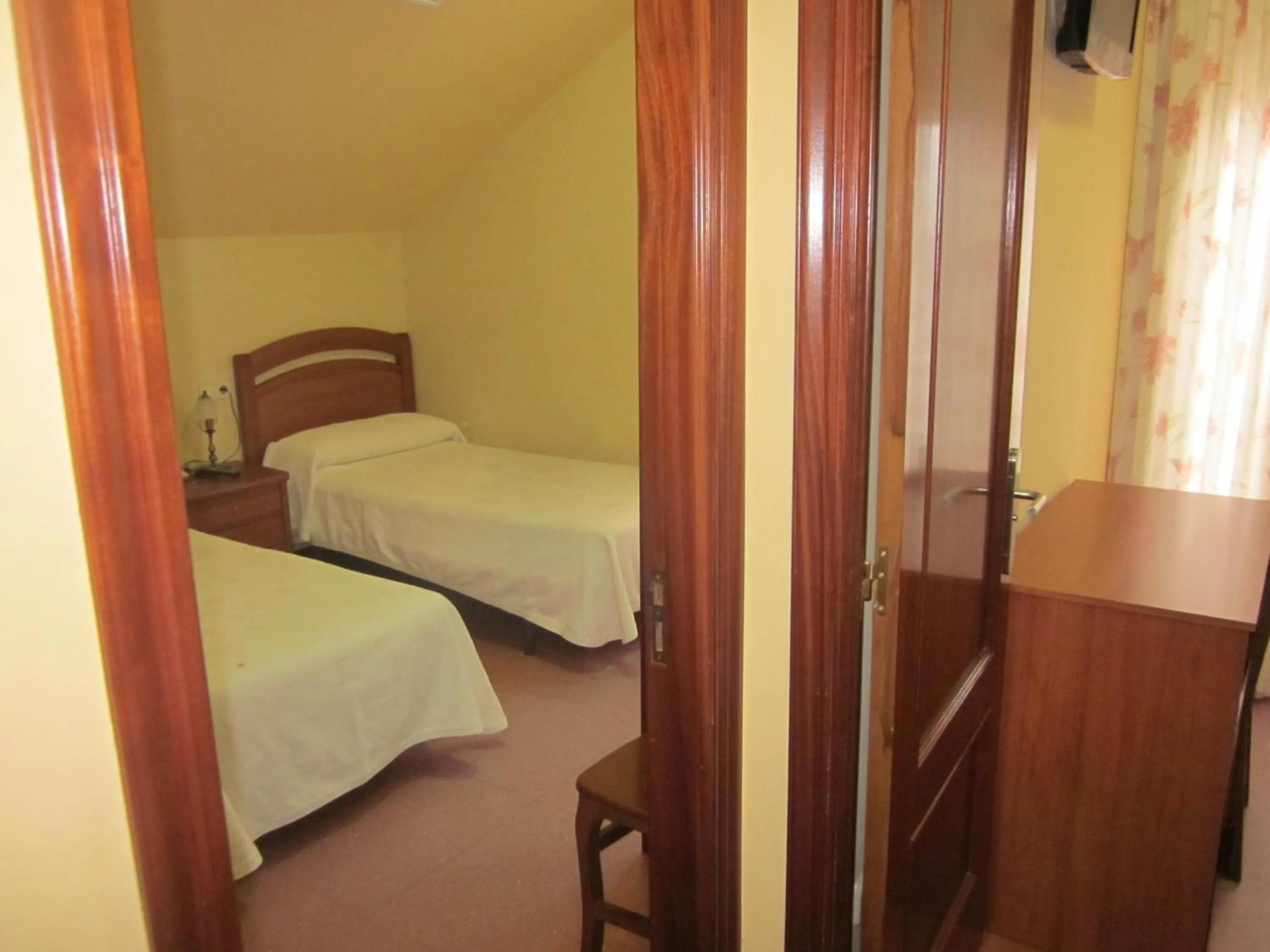 Photo of the whole room, Bed in Hotel Restaurante Loureiro