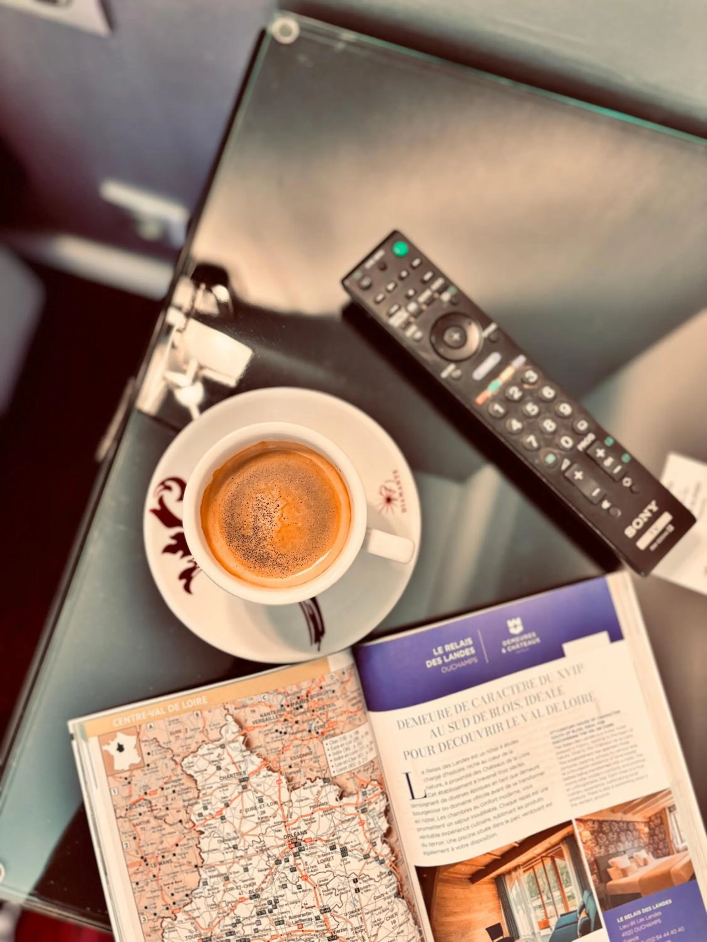 Coffee/tea facilities in Logis Hôtel Saint Martin