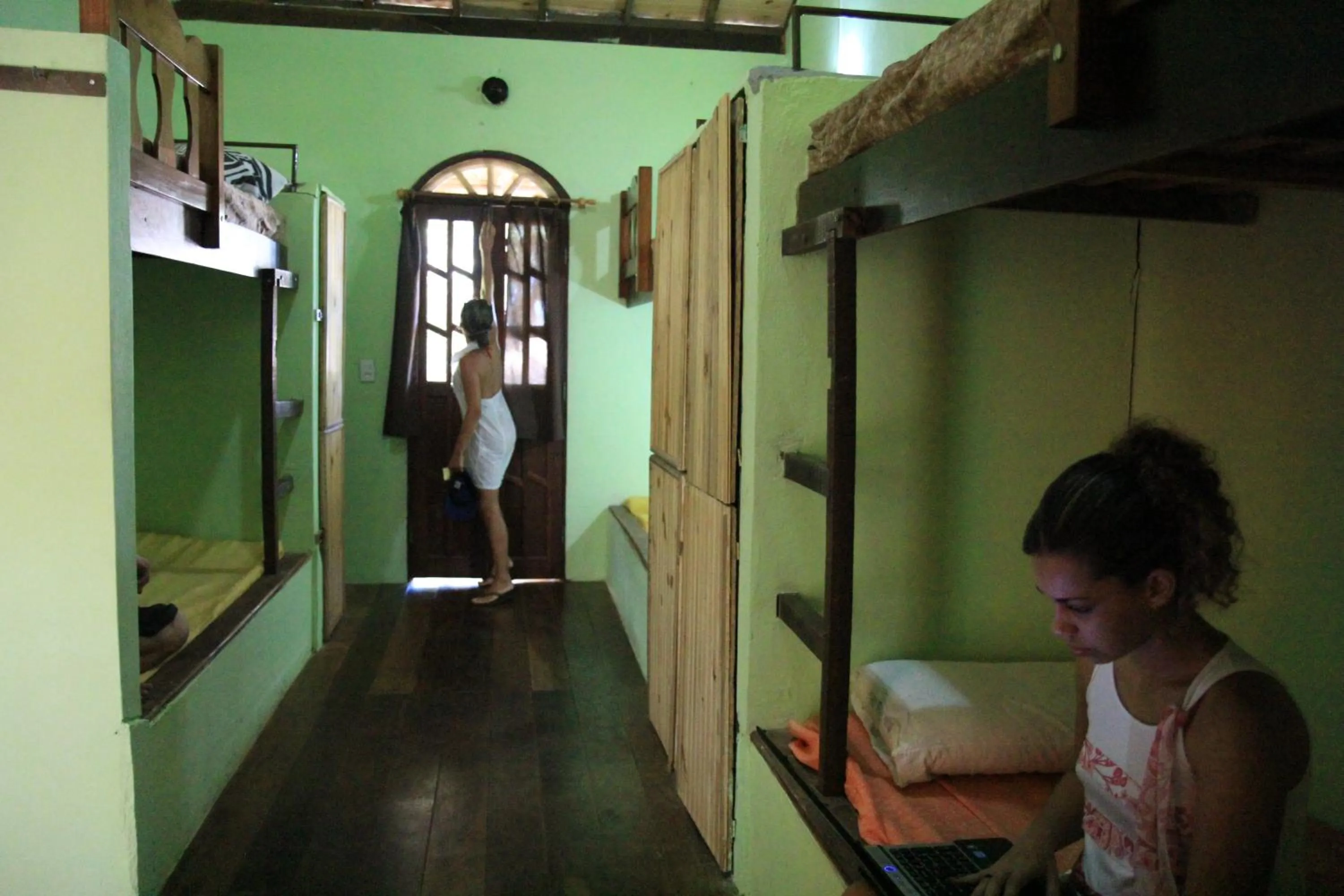 Bed in 6-Bed Male Dormitory Room in Imbassaí Pousada Hostel Lujimba