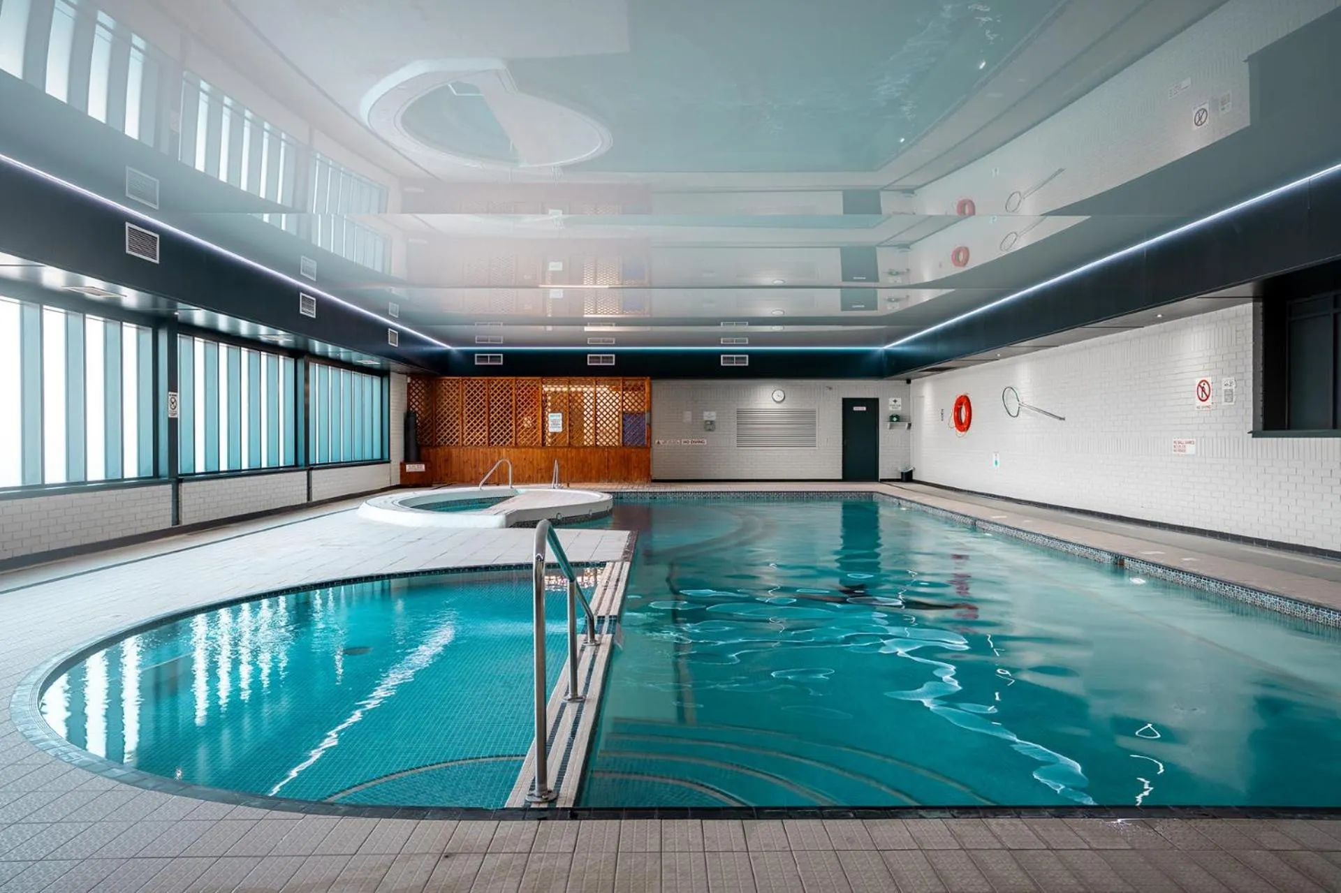 Swimming pool in Penrhos Park