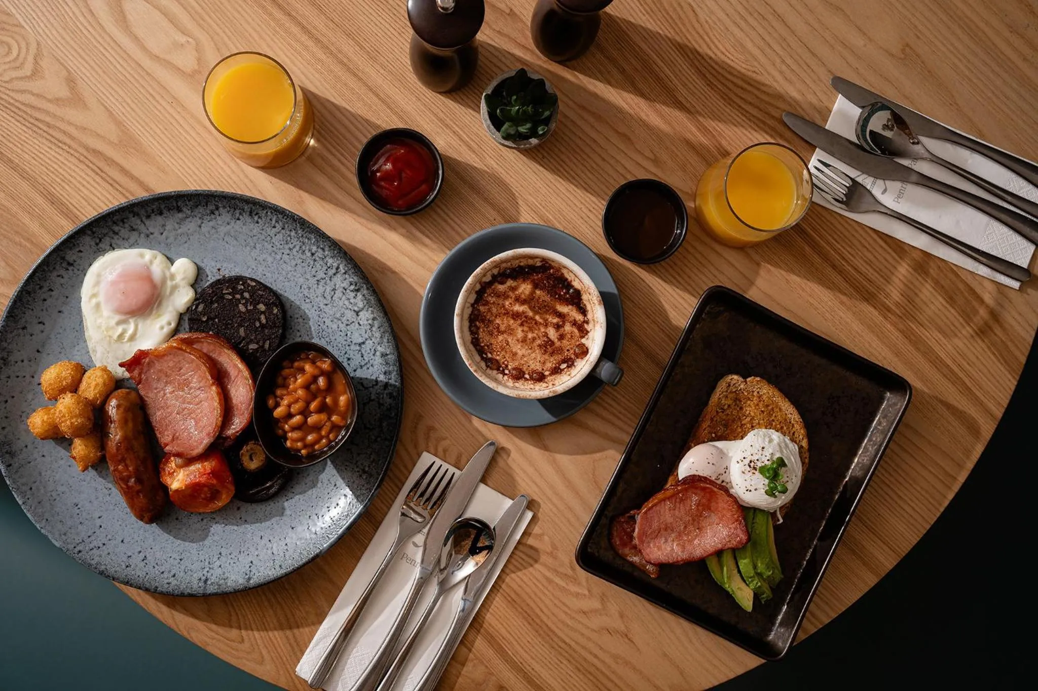 Breakfast in Penrhos Park