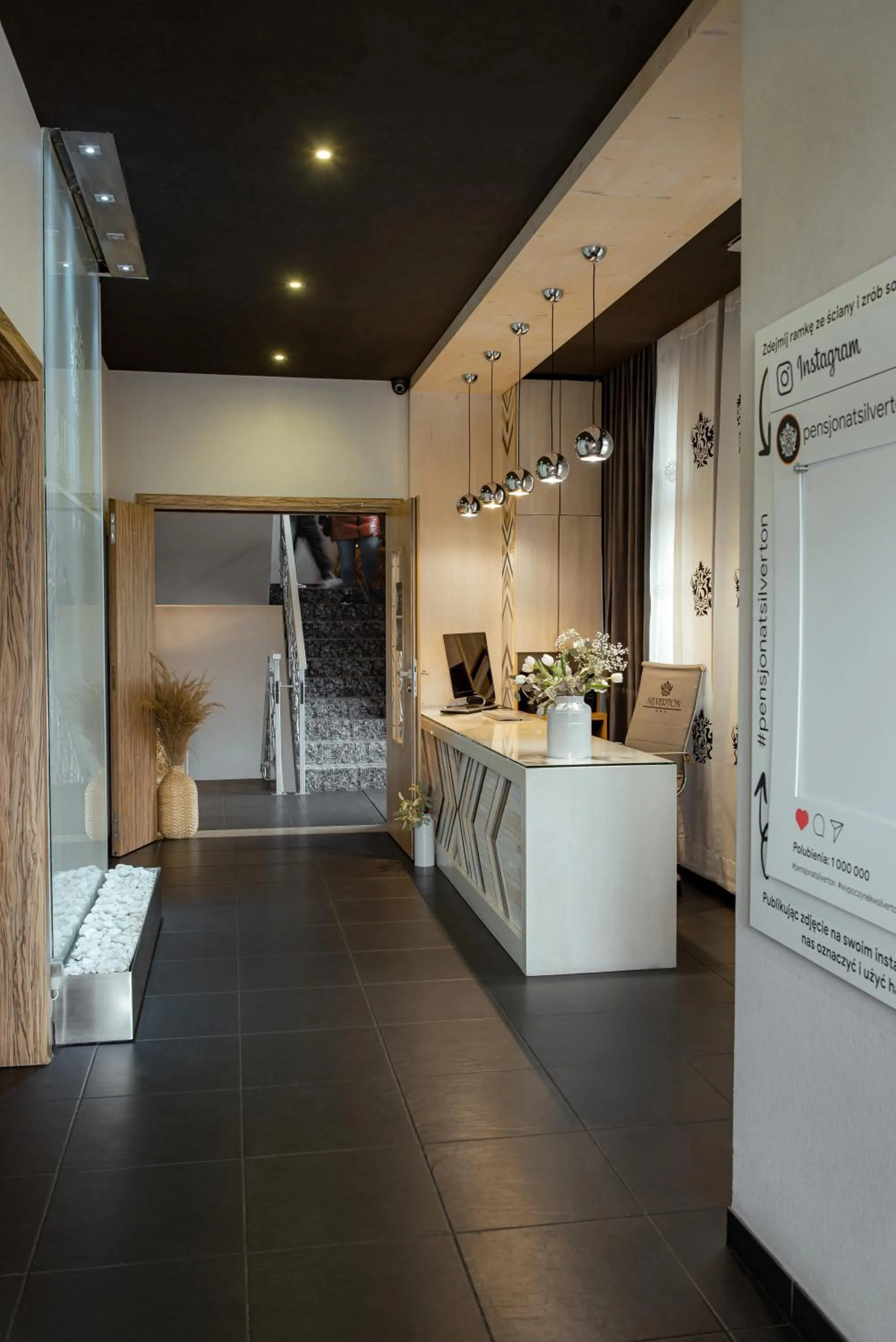 Lobby or reception in Silverton -sauna,jacuzzi,mini siłownia,bar sezonowy, przyjazny rodzinom