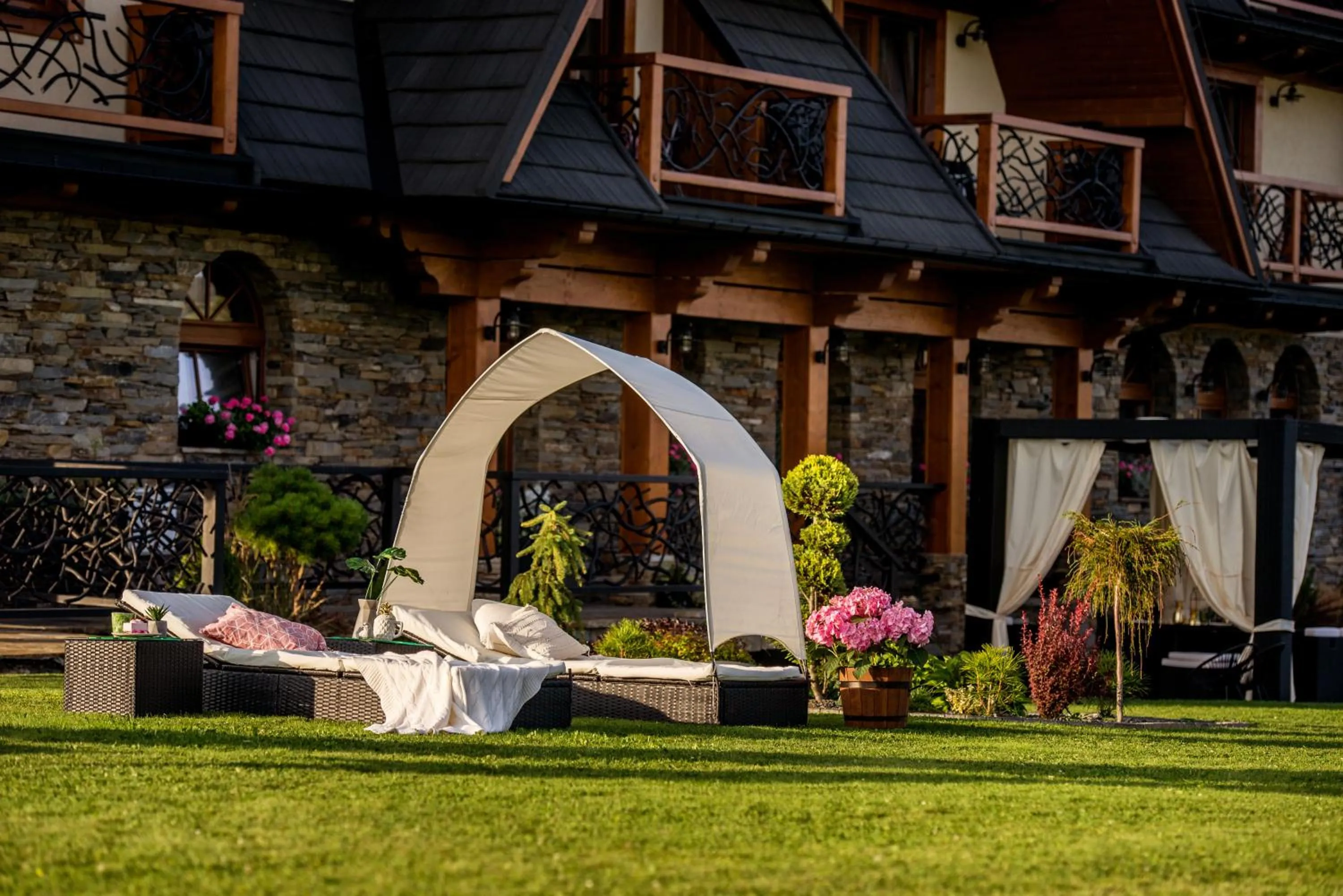 Facade/entrance in Silverton -sauna,jacuzzi,mini siłownia,bar sezonowy, przyjazny rodzinom