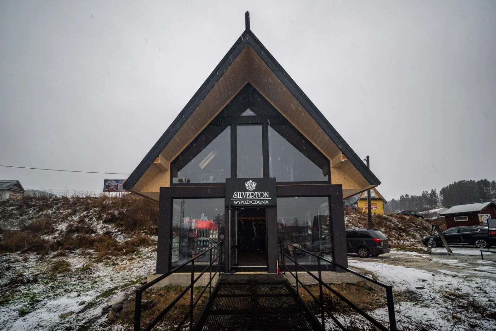 Nearby landmark in Silverton -sauna,jacuzzi,mini siłownia,bar sezonowy, przyjazny rodzinom