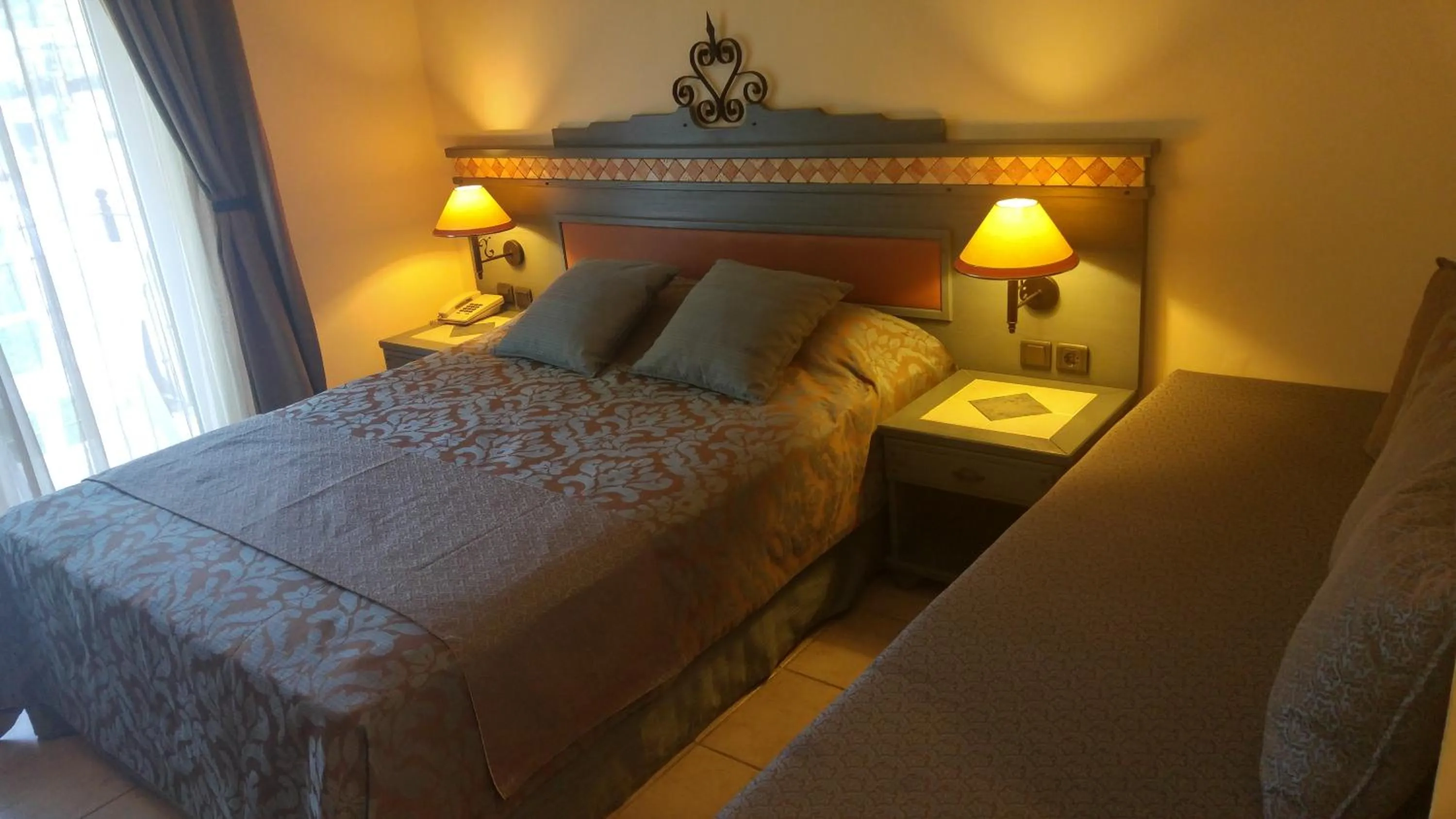 Bedroom in Club Alla Turca