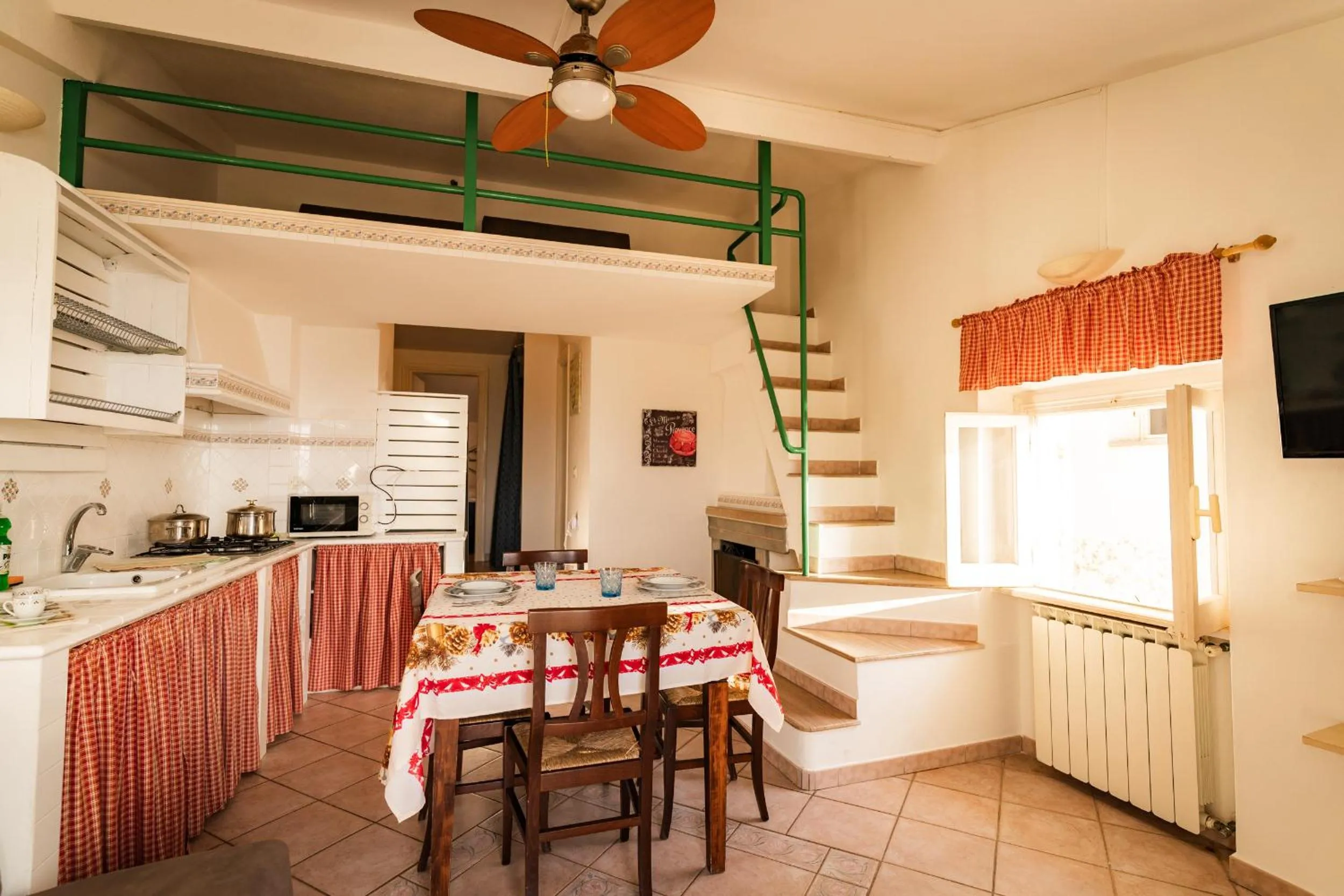 holidaycasa Macca - Confortevole e con vista mare