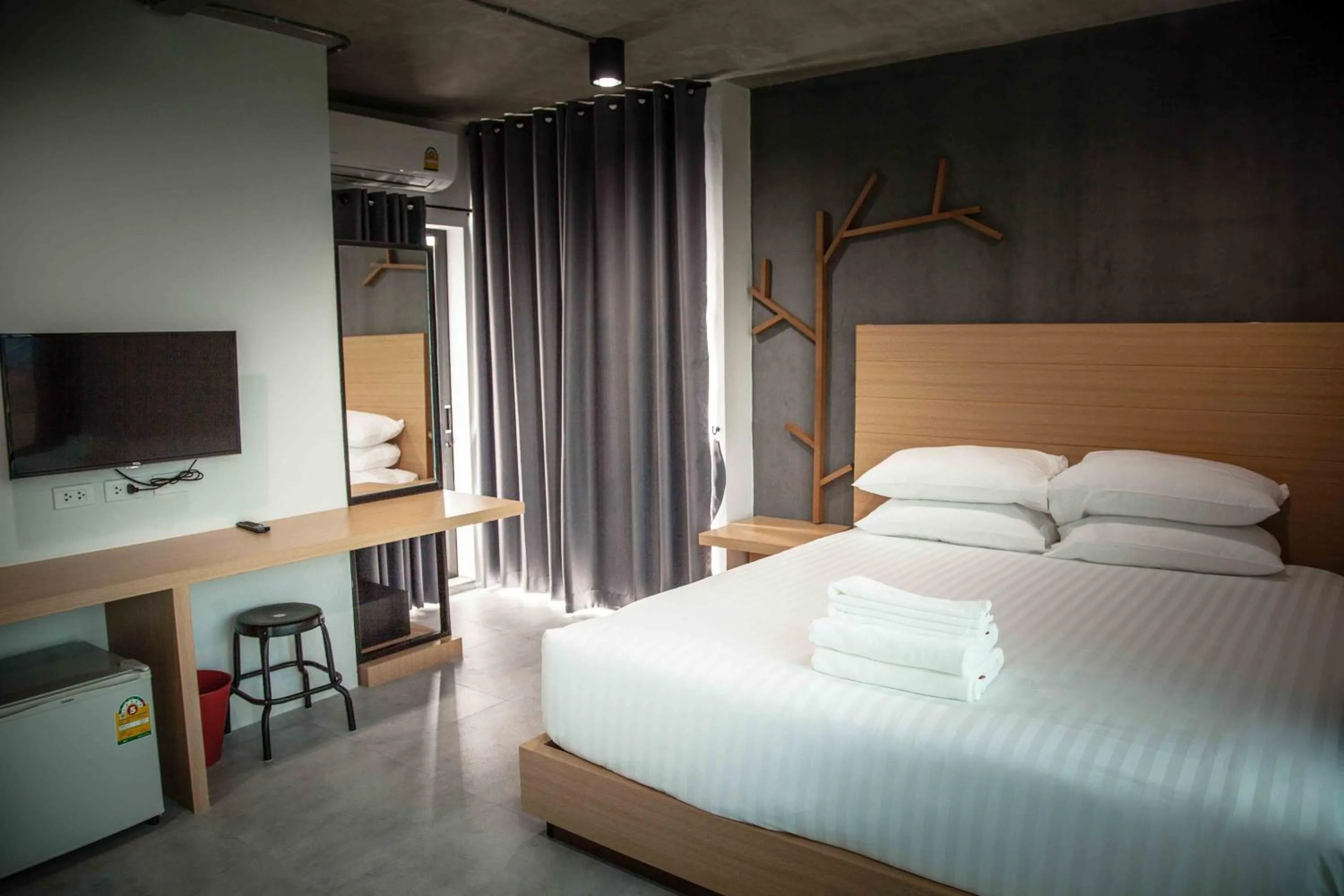 Bedroom, Bed in M1 Hotel