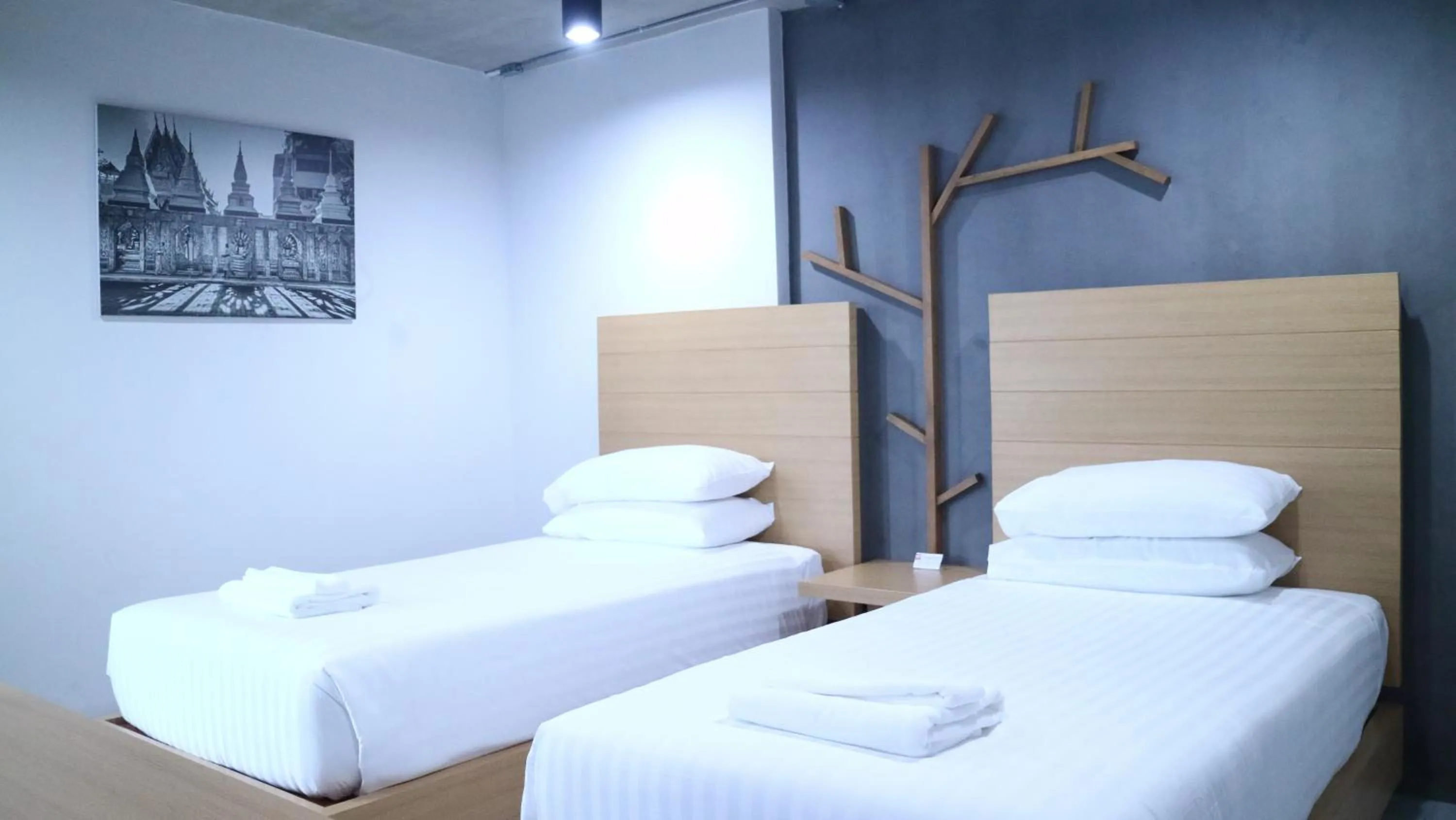 Bedroom, Bed in M1 Hotel