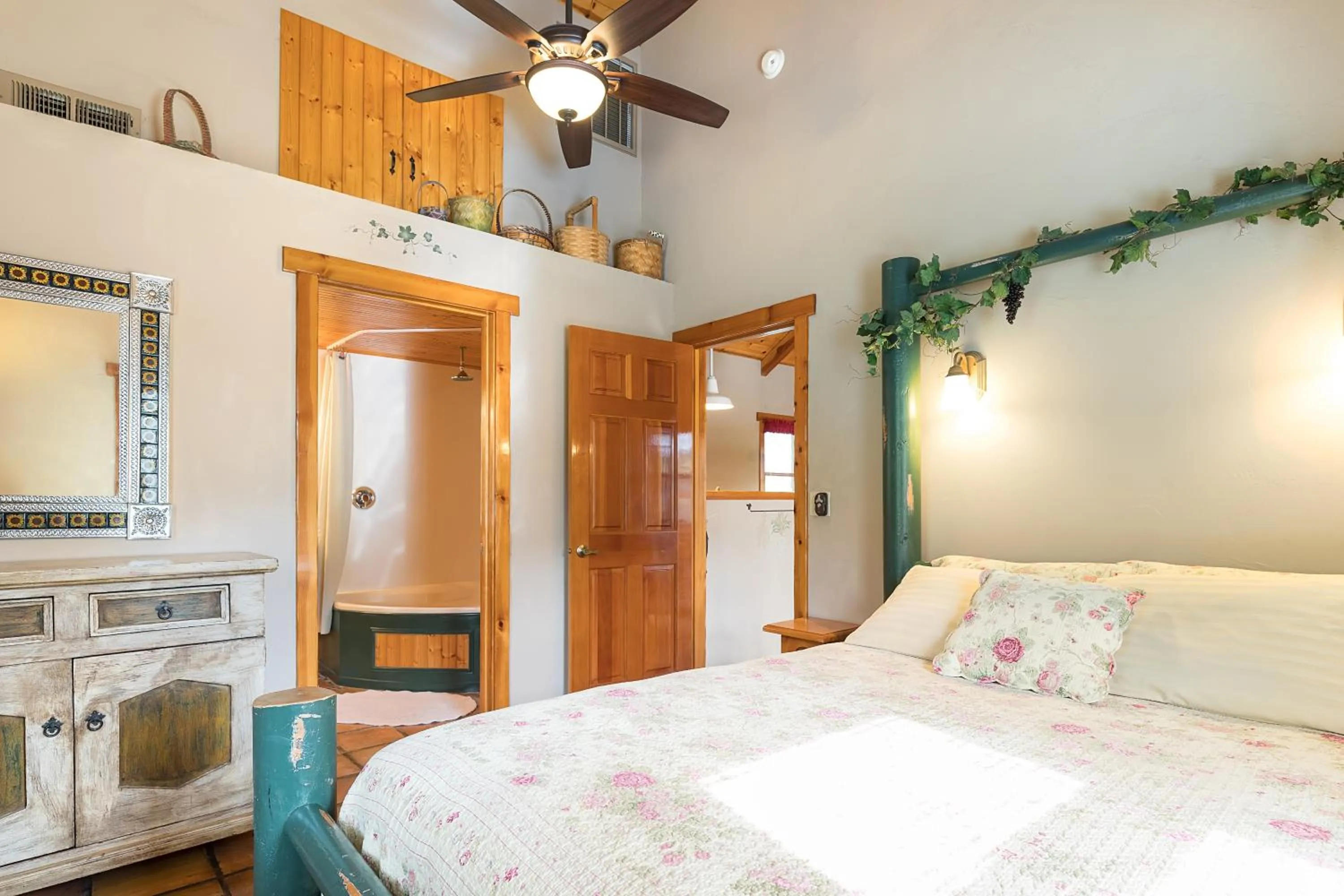 Bedroom in Homestead Cottages