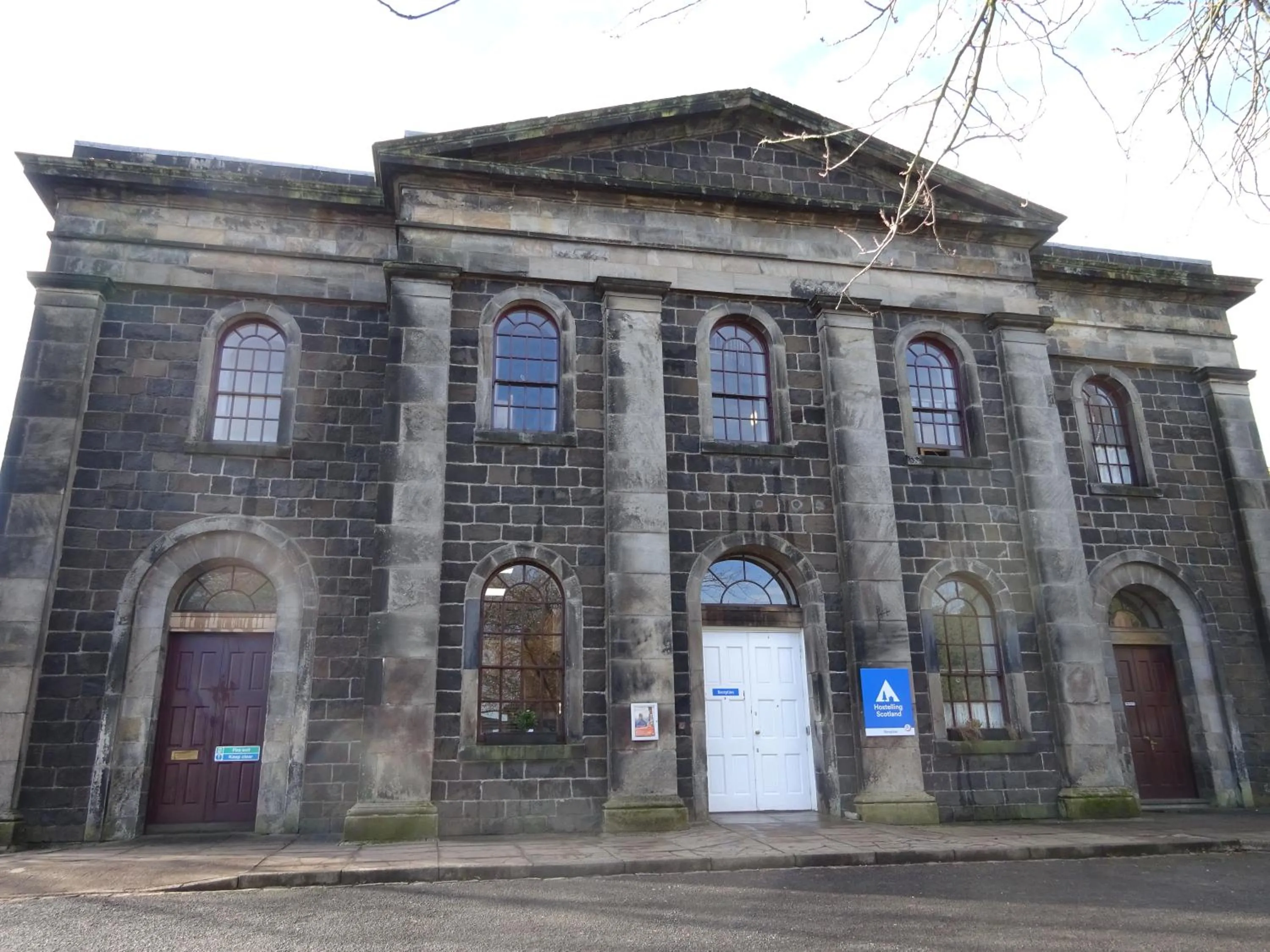 Facade/entrance in Stirling Youth Hostel