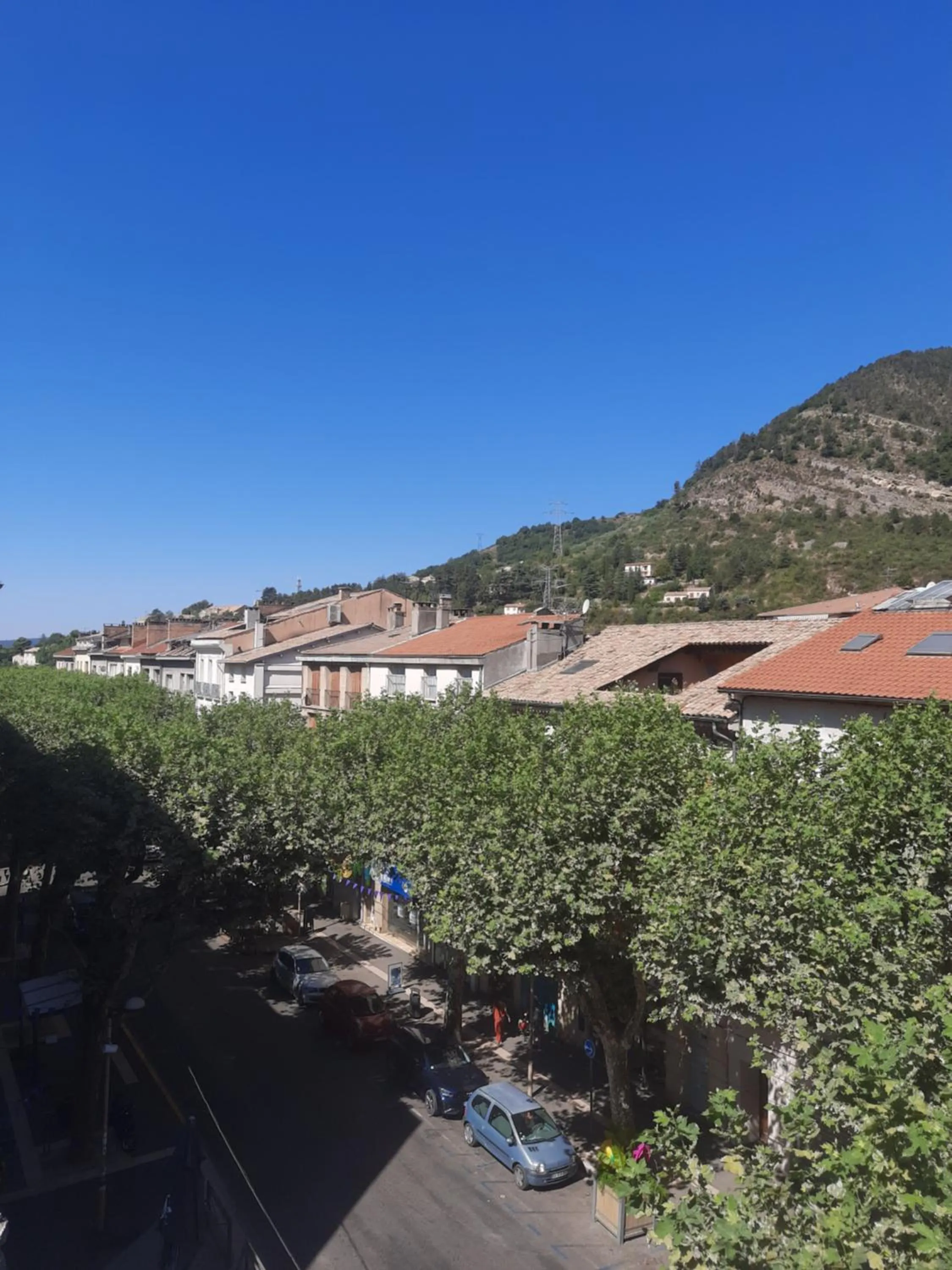 Mountain view in Hôtel Central