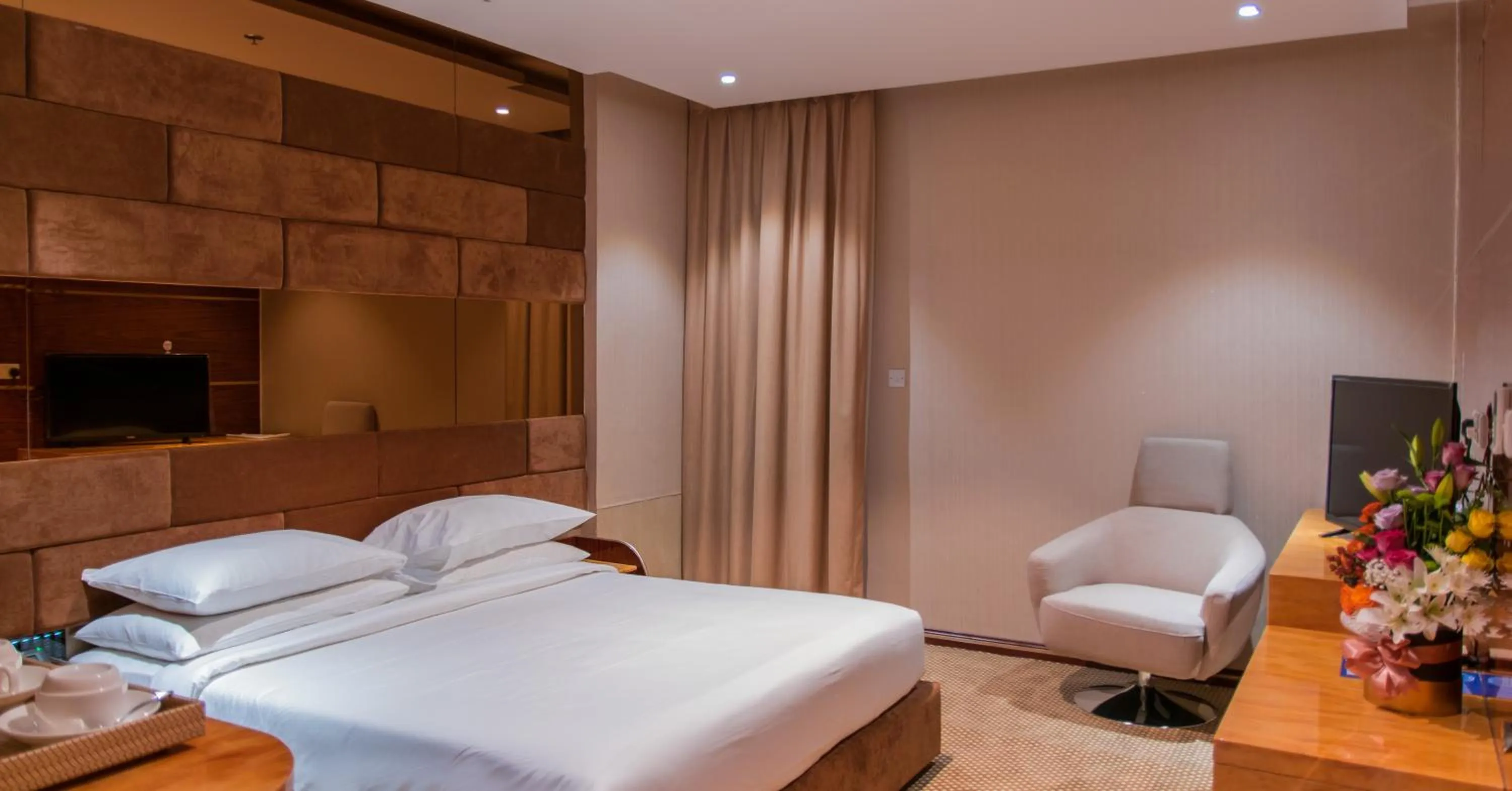 Bed in City Park Hotel Apartments