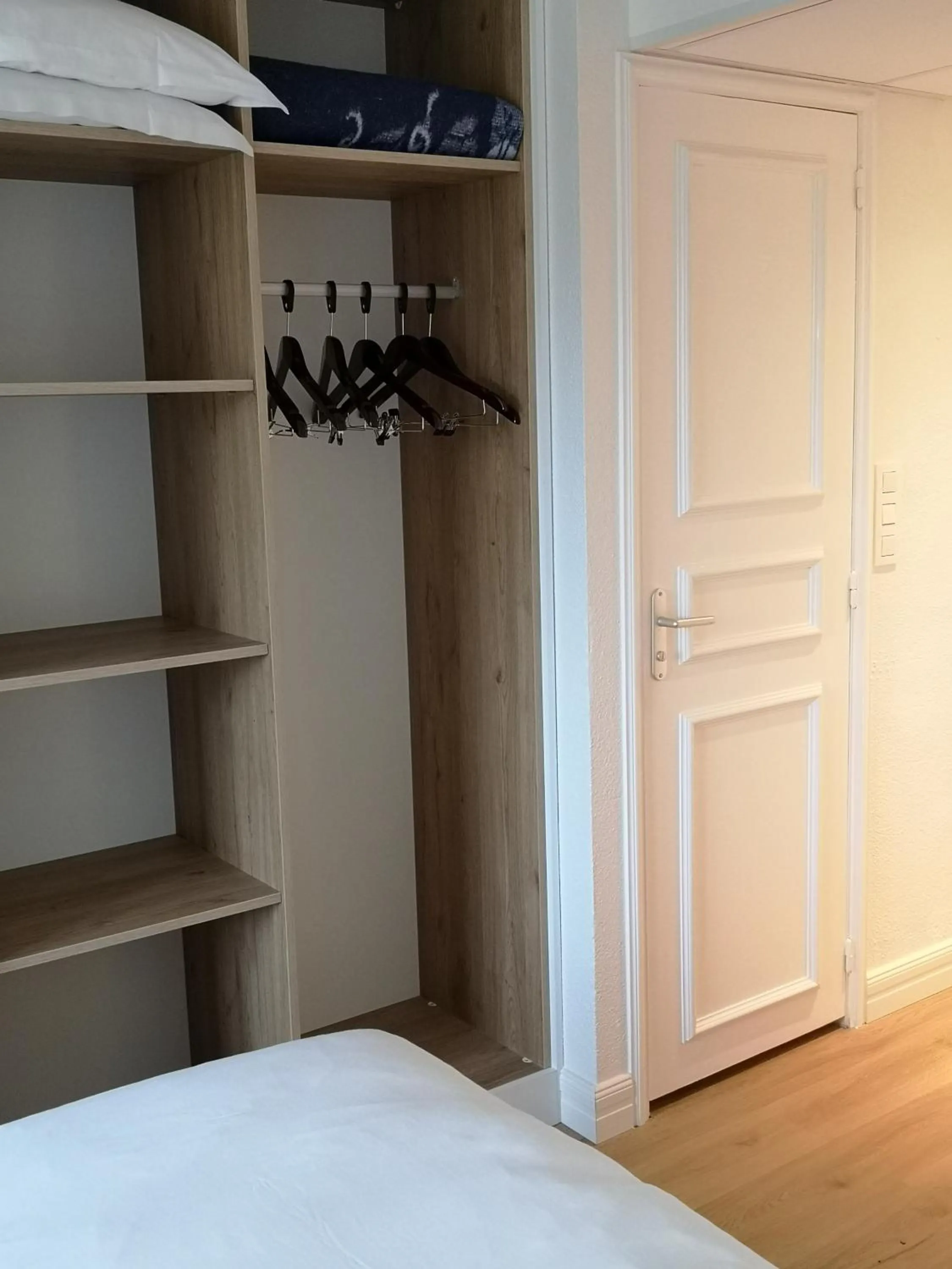 storage, Bed in La Clef des Châteaux