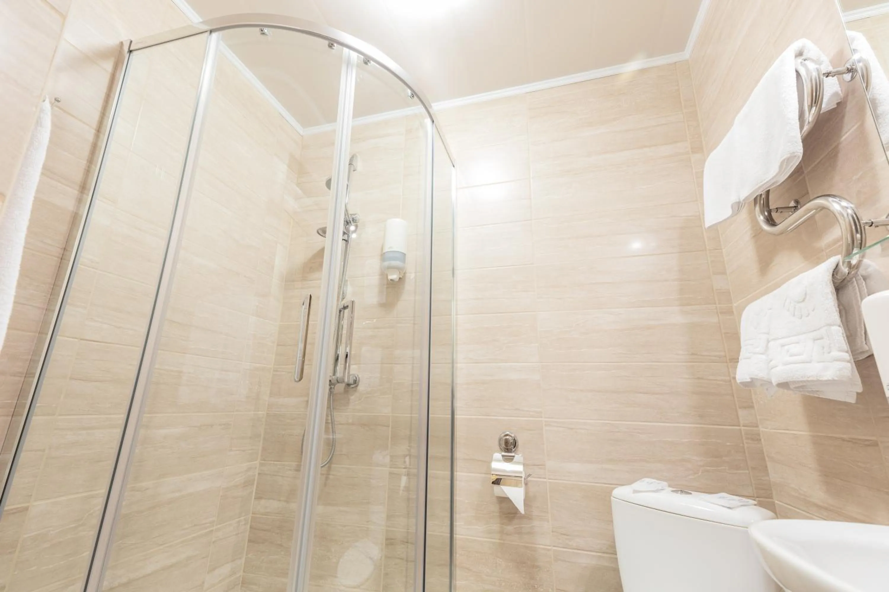 Bathroom in Hotel Mir