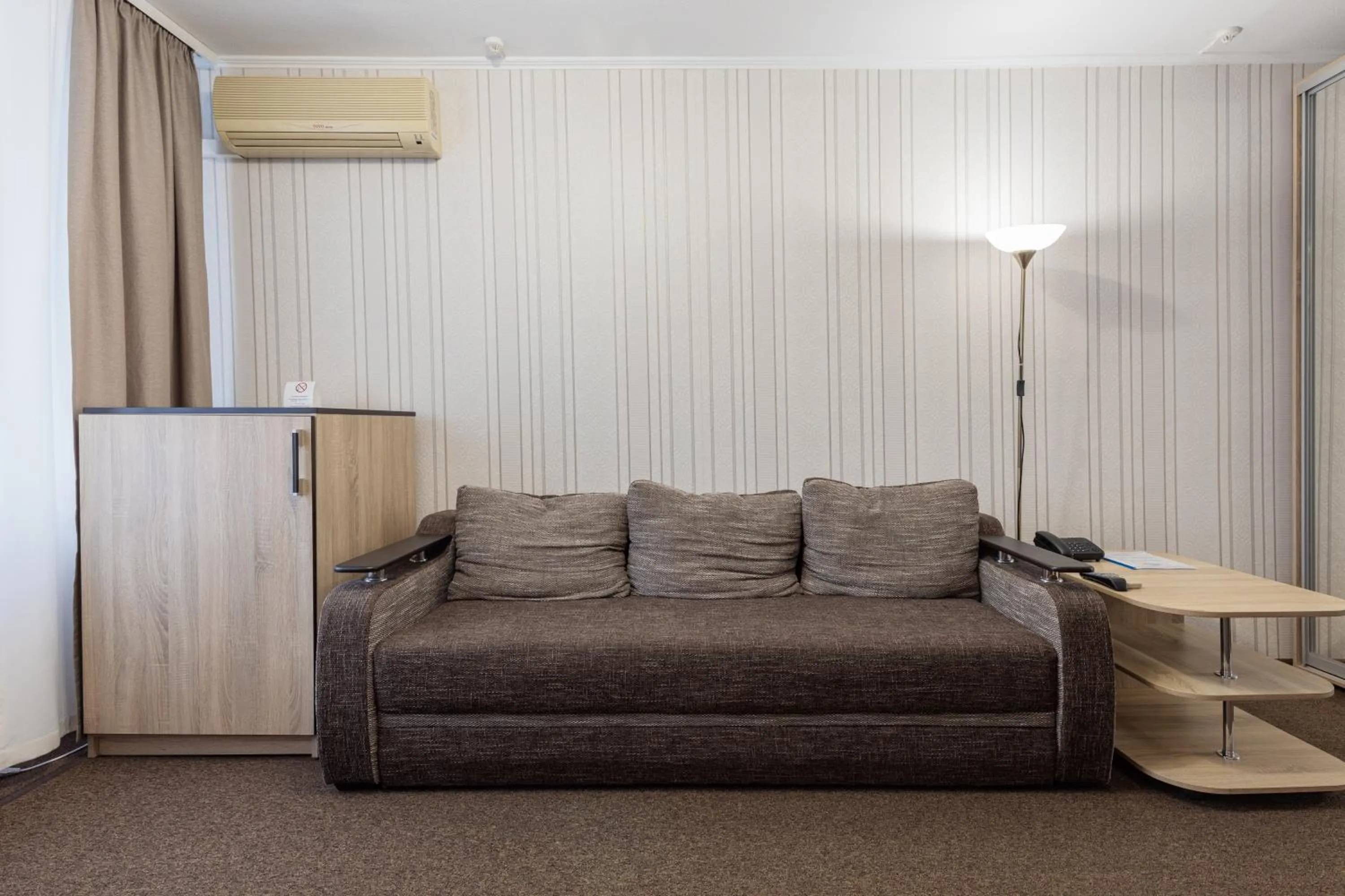 Living room in Hotel Mir