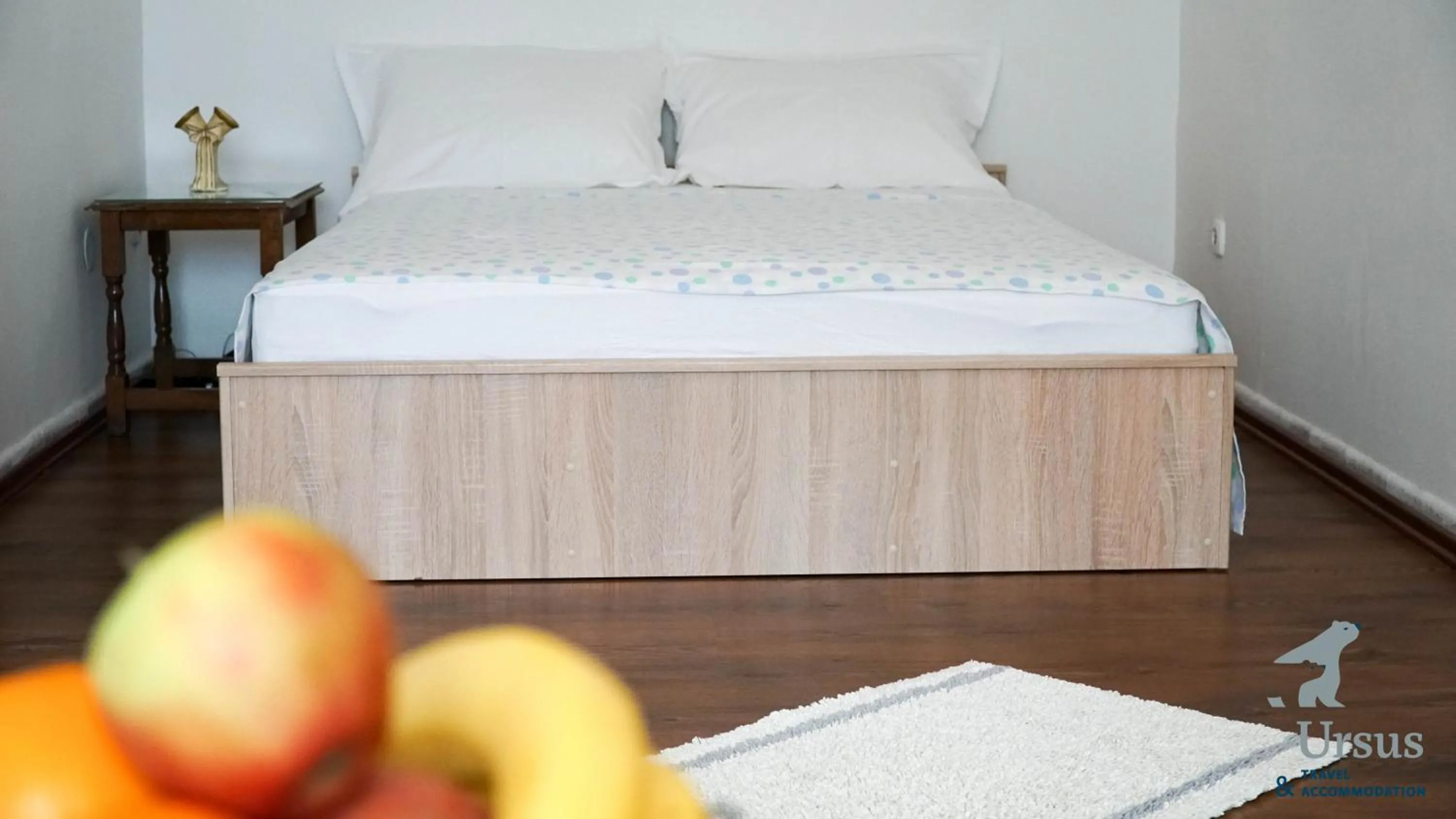 Bedroom, Bed in Duplex Apartment Tinel