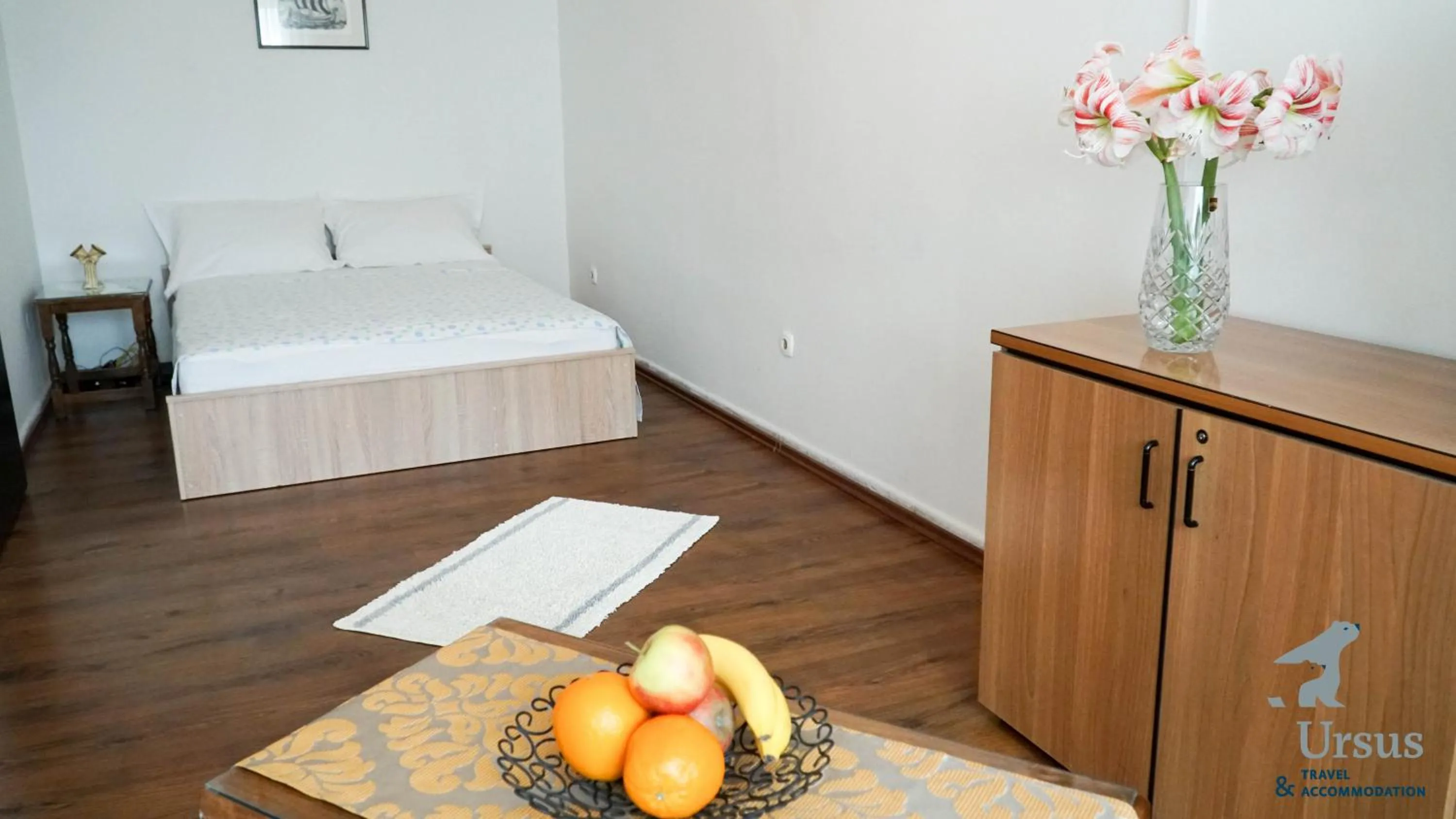 Bedroom, Bed in Duplex Apartment Tinel