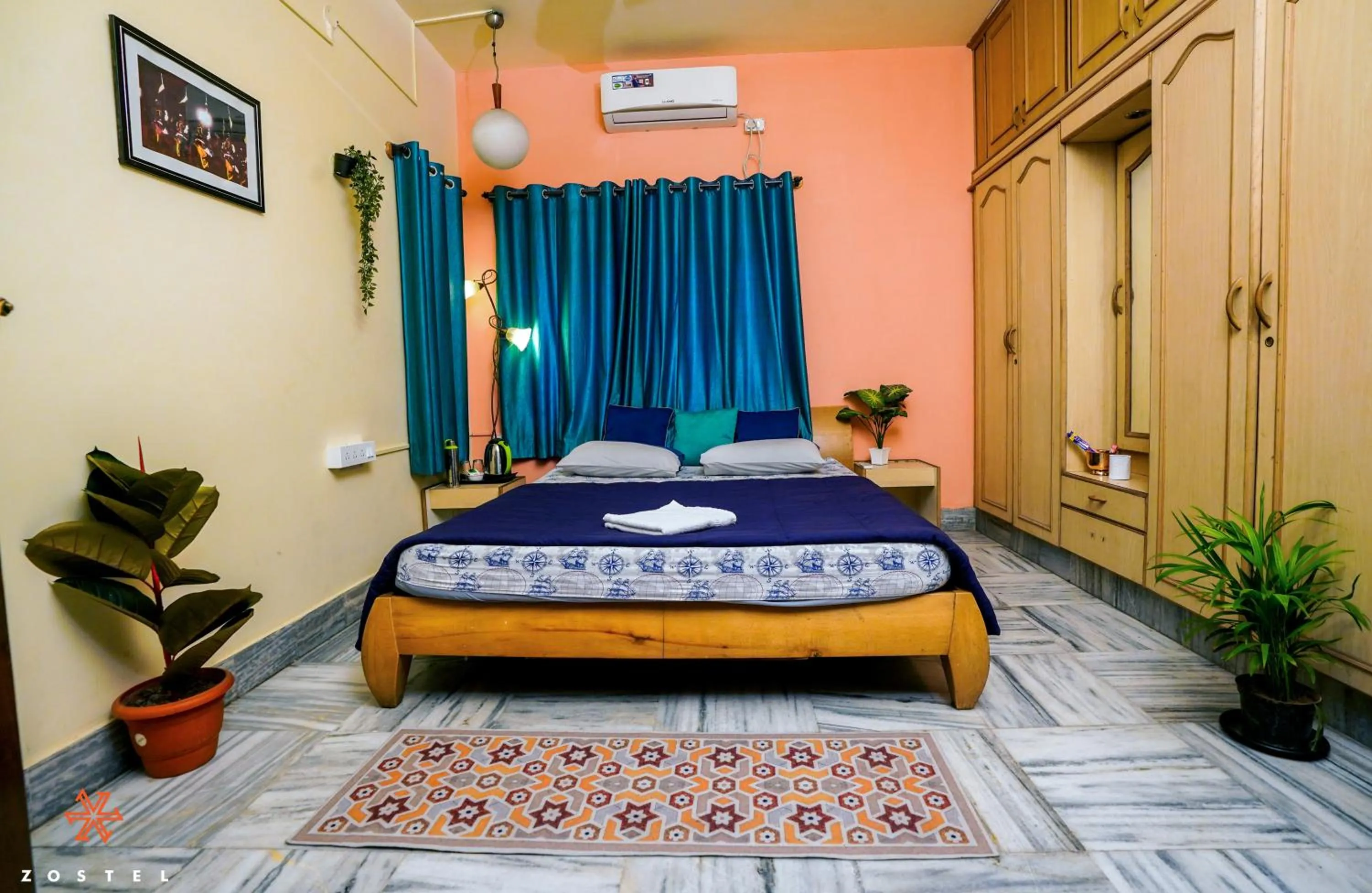 Bed in Zostel Mysore