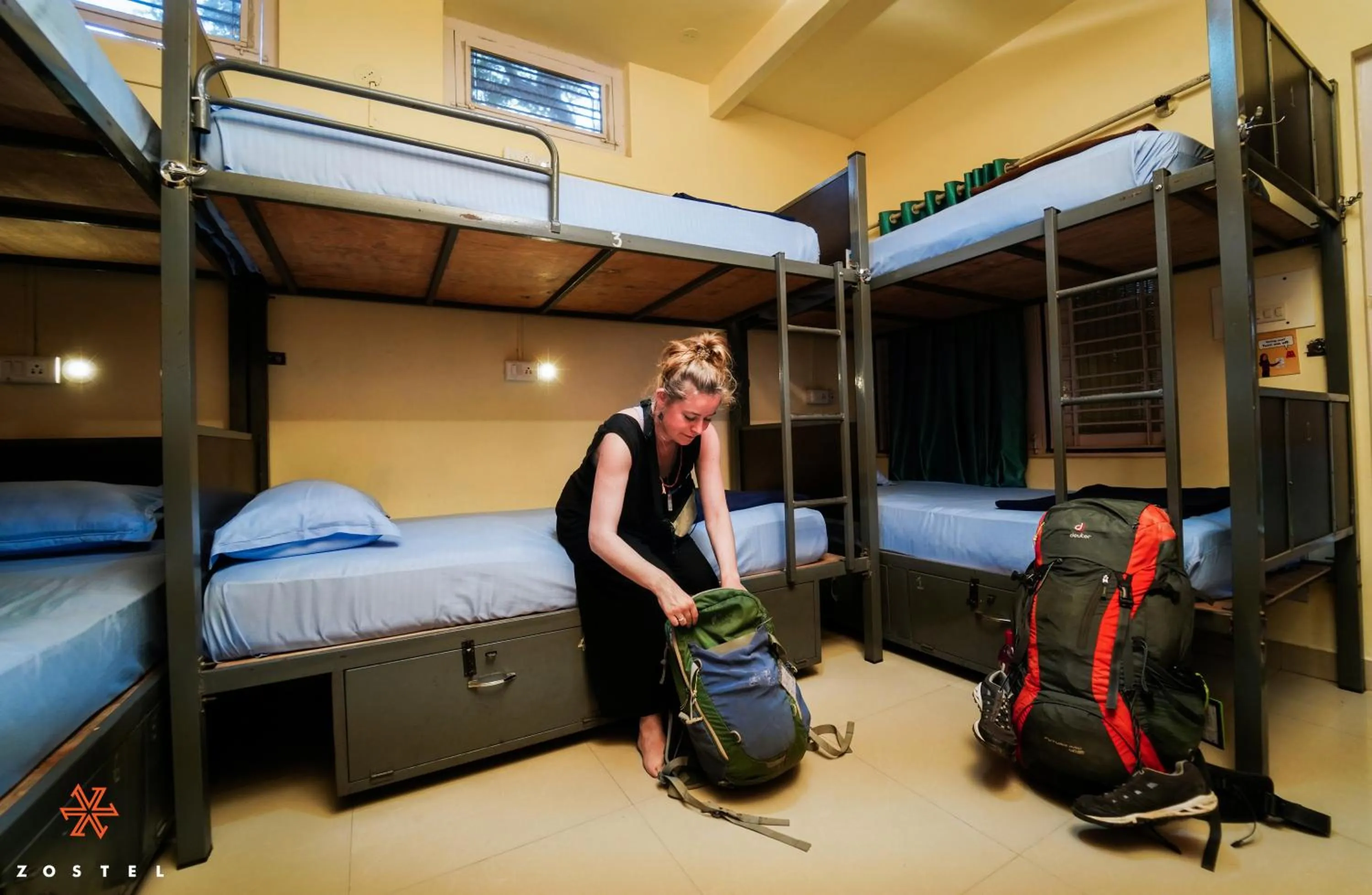 Bed in Zostel Mysore