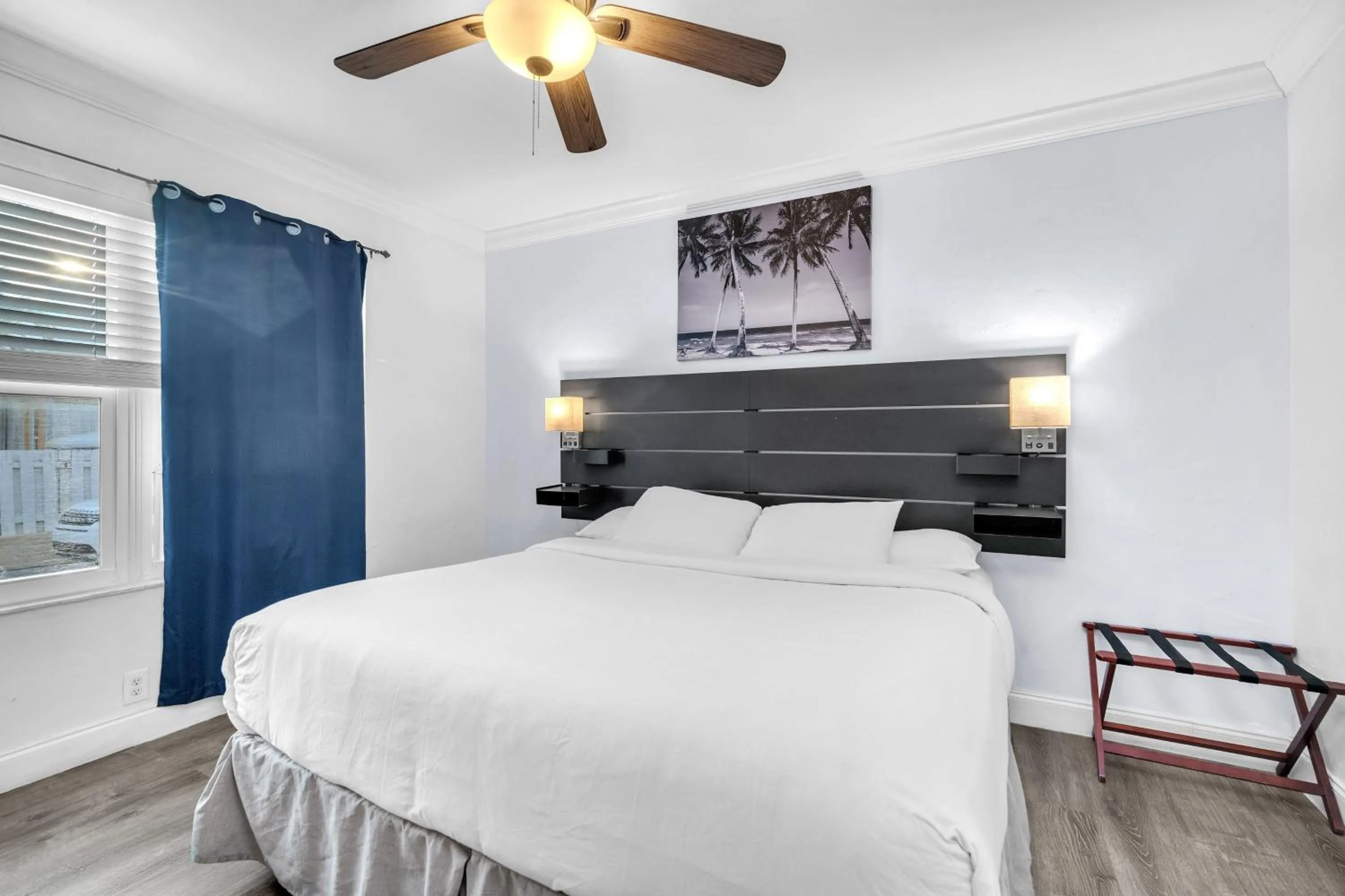 Bed in Laguna Blu Beach