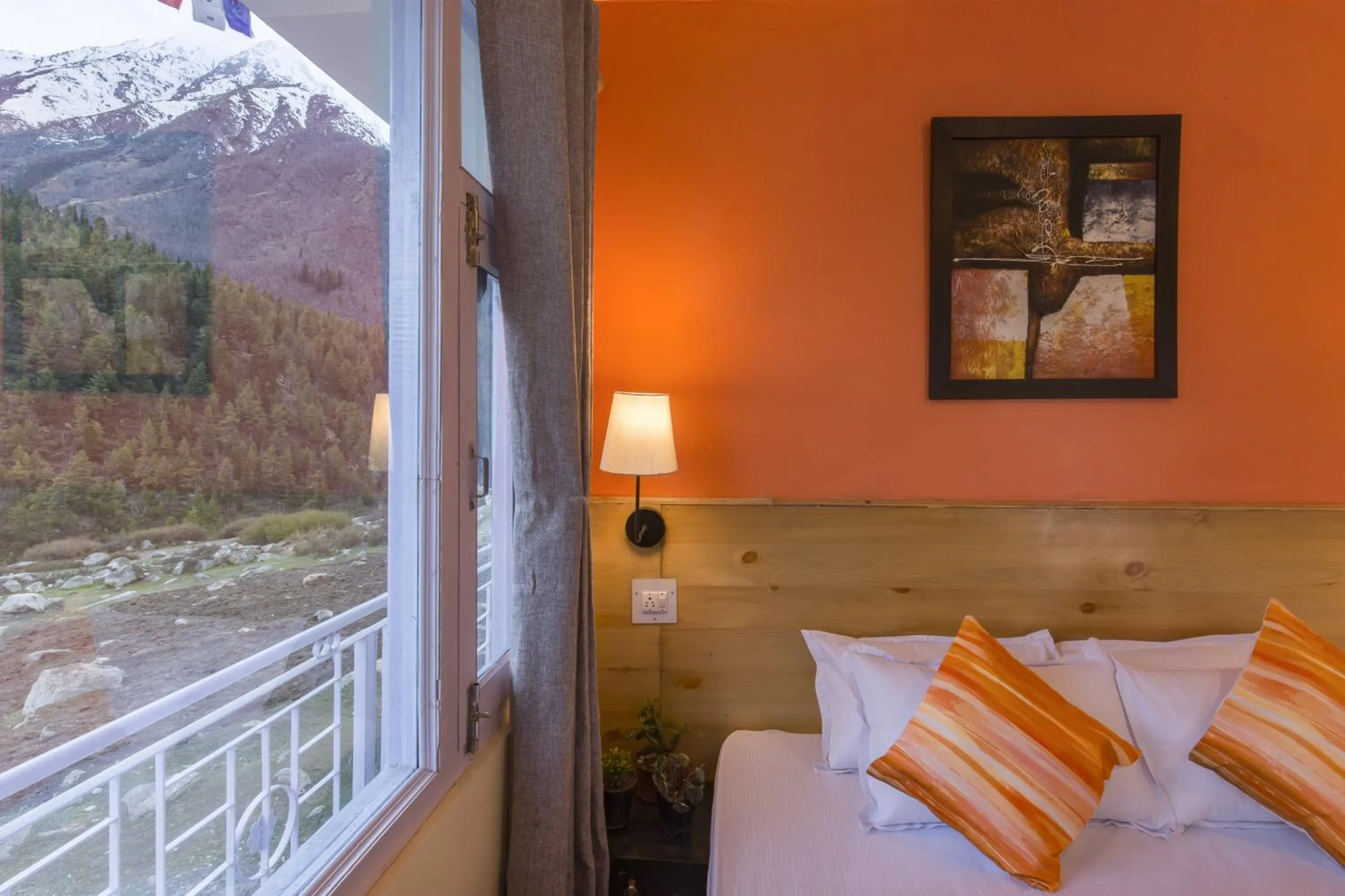 Natural landscape, Bed in Zostel Chitkul