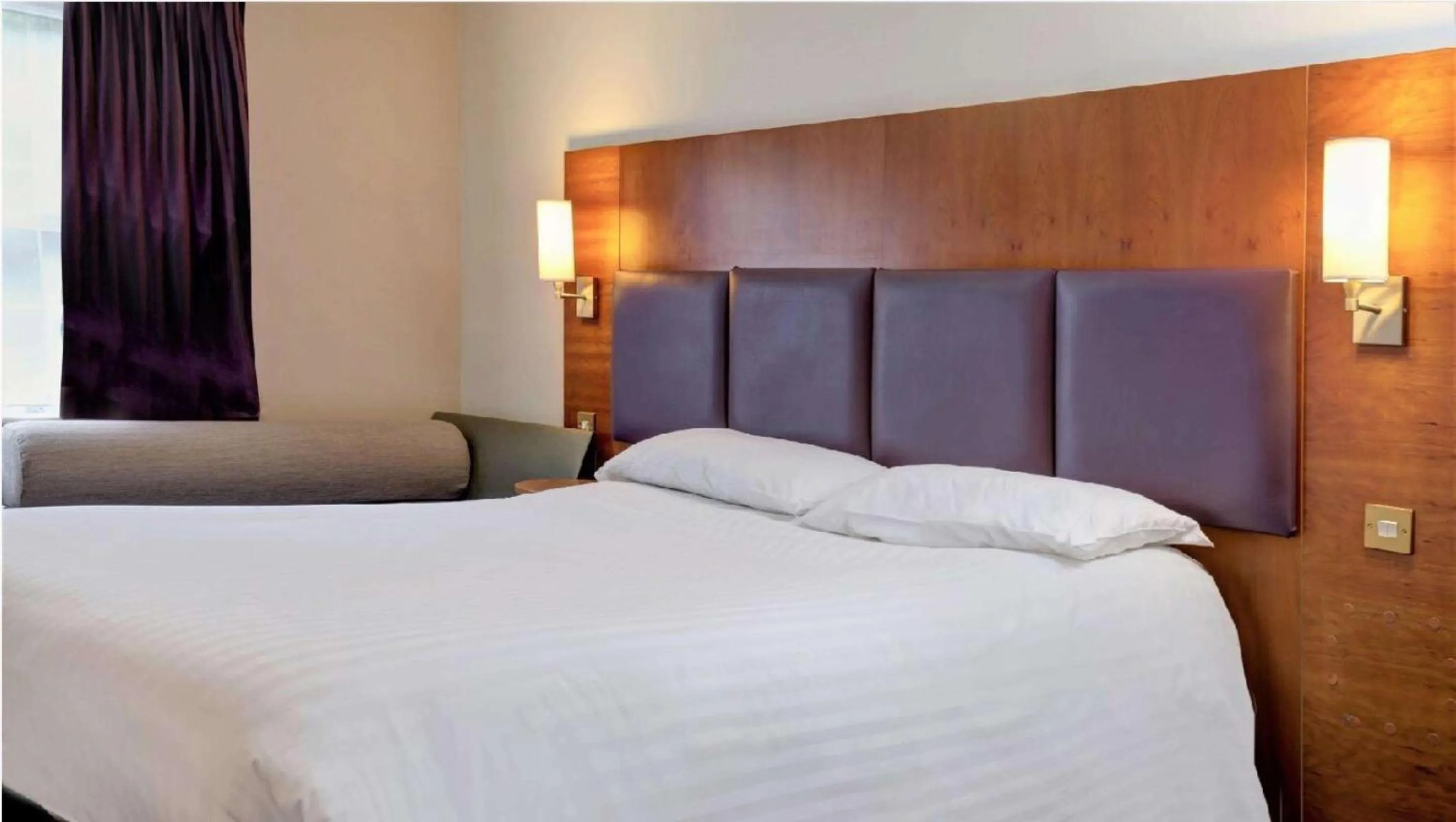 Bedroom, Bed in Milestone Peterborough Hotel A1M, Sure Hotel Collection by Best Western