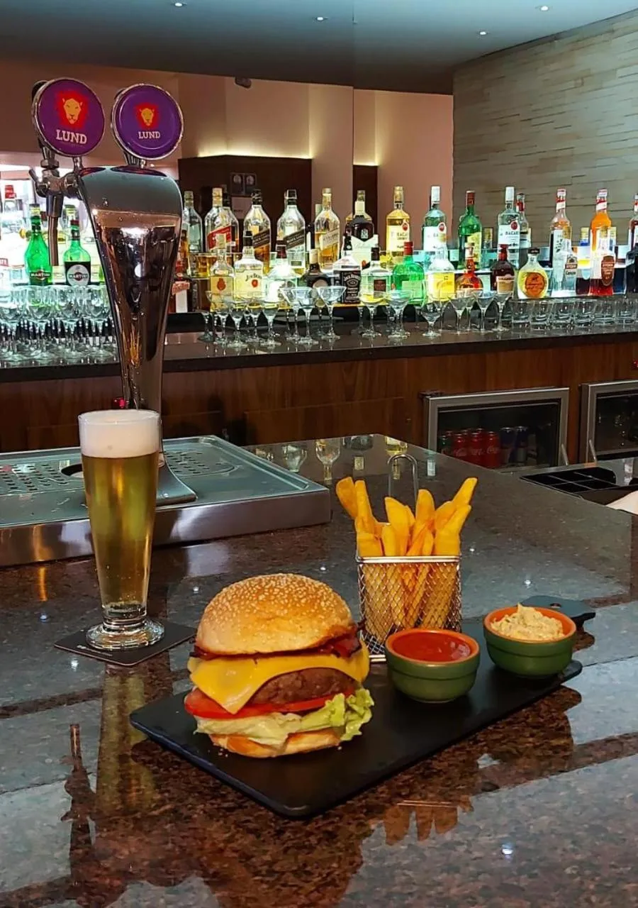 Restaurant/places to eat in Hotel JP Ribeirão Preto Resort & Convenções by Nacional Inn