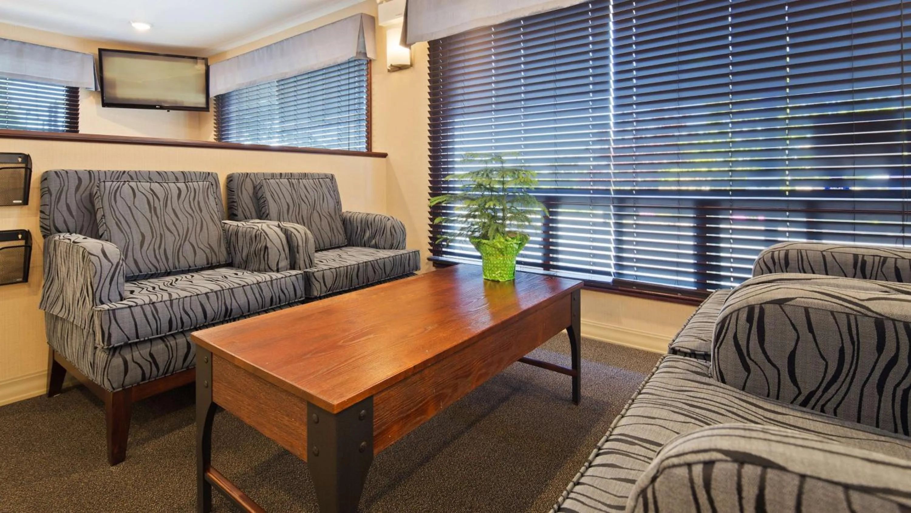 Lobby or reception in South West Mermaid Inn