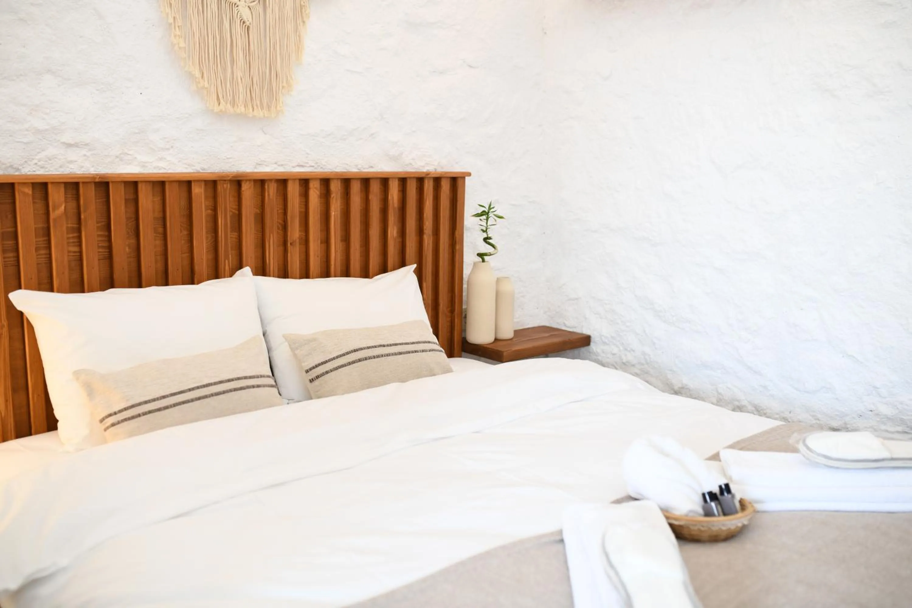 Bedroom, Bed in Mahzen Alaçatı