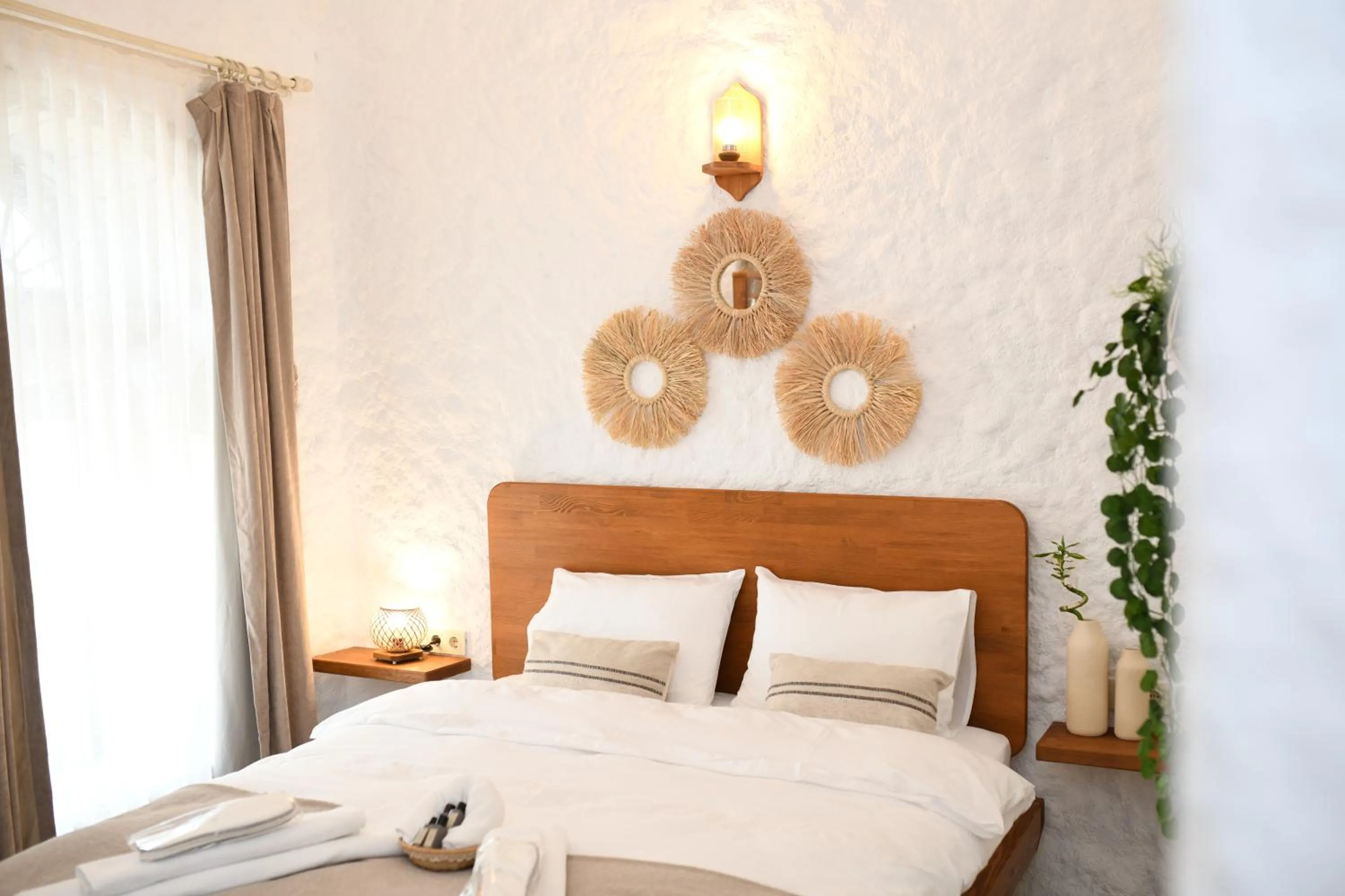 Bedroom, Bed in Mahzen Alaçatı