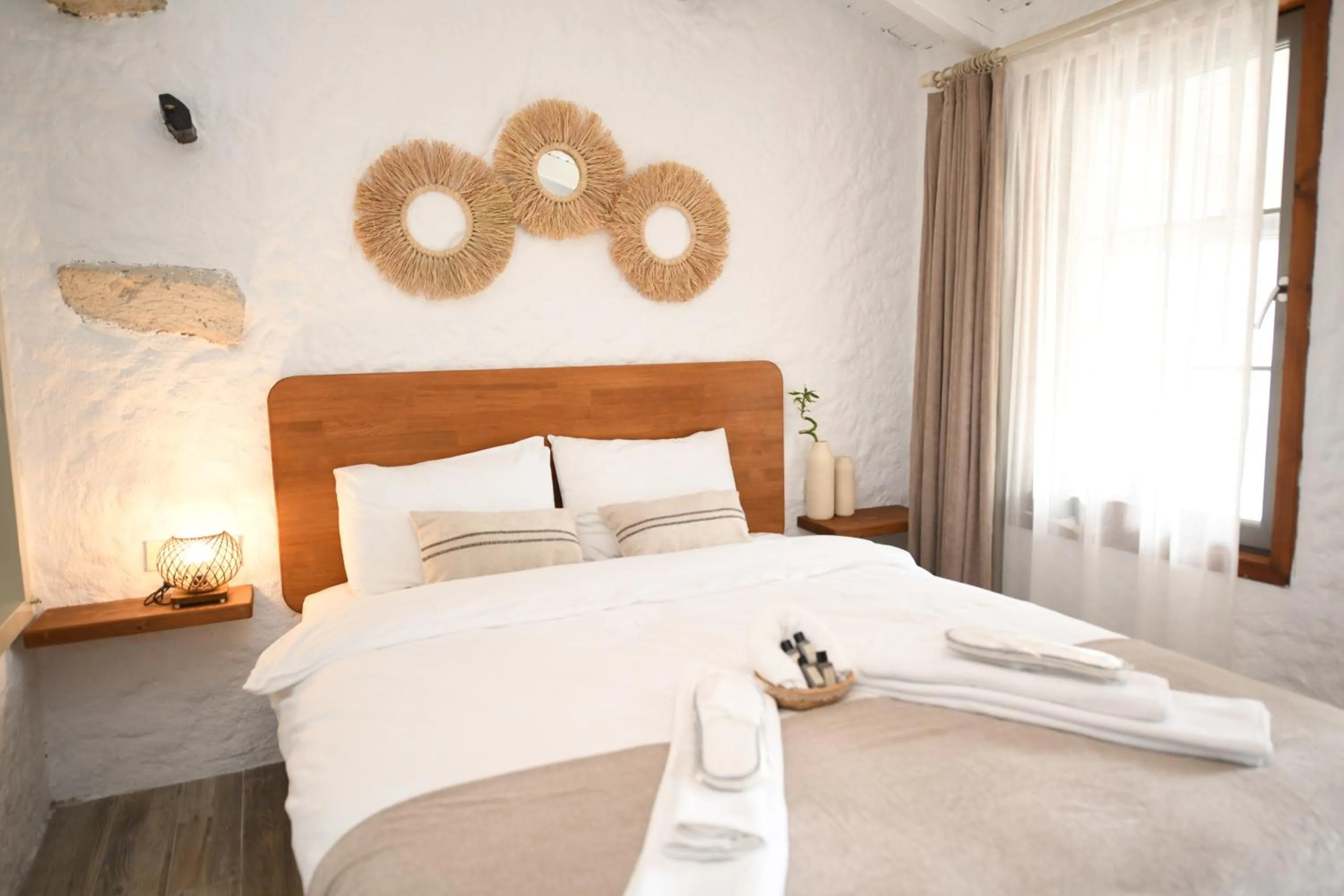 Bedroom, Bed in Mahzen Alaçatı