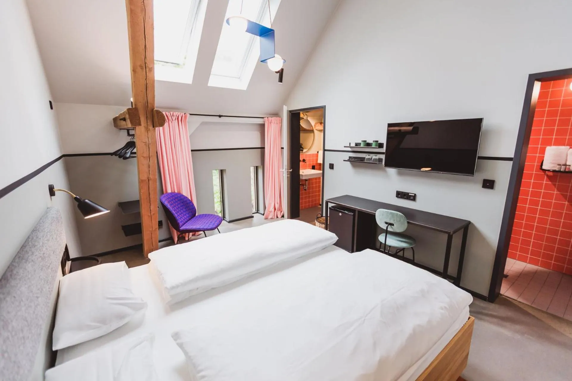 Photo of the whole room, Bed in Hotel am Kloster - Domäne Möllenbeck