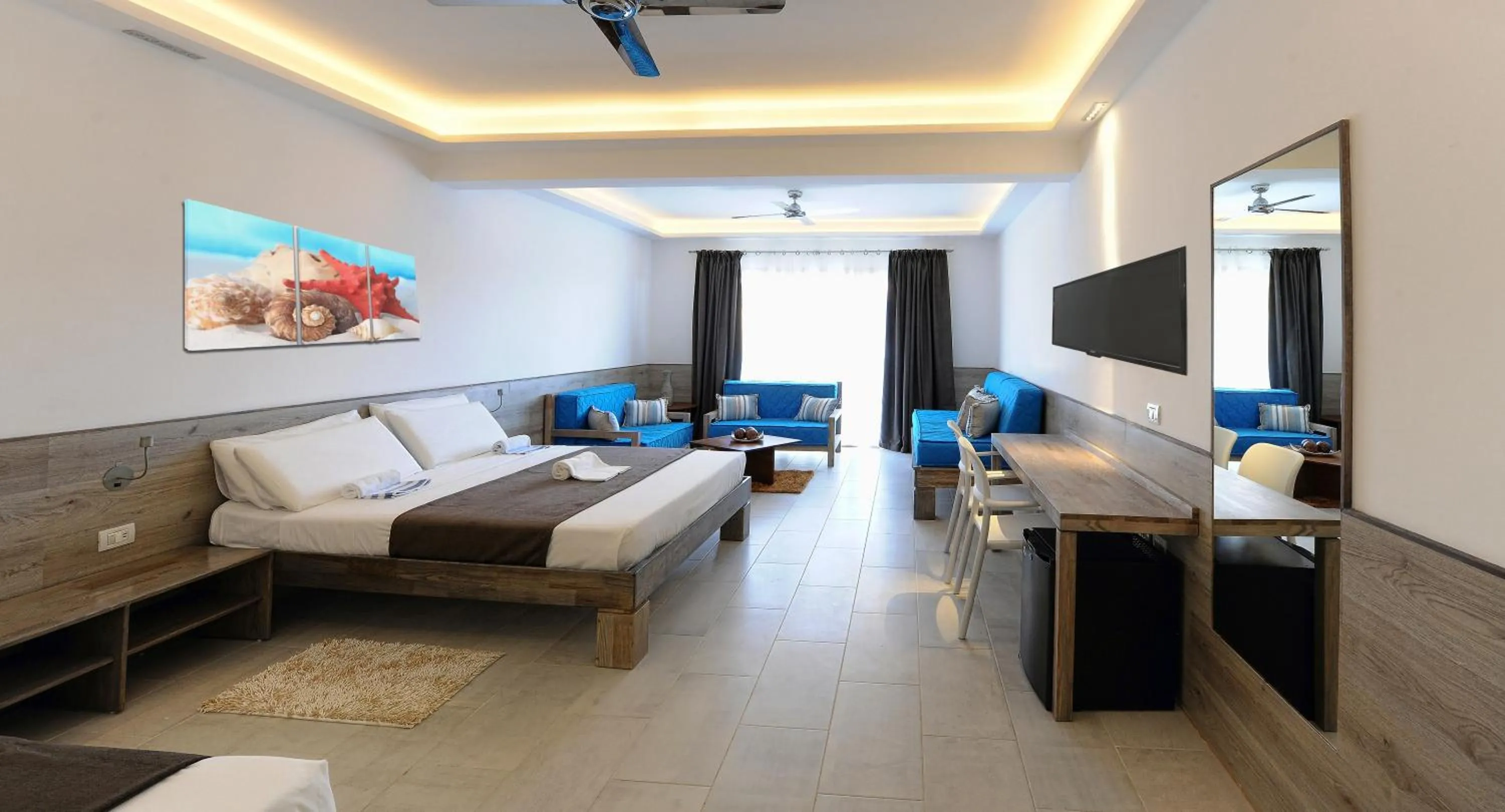 Photo of the whole room, Bed in Sobrado Boutique Hotel