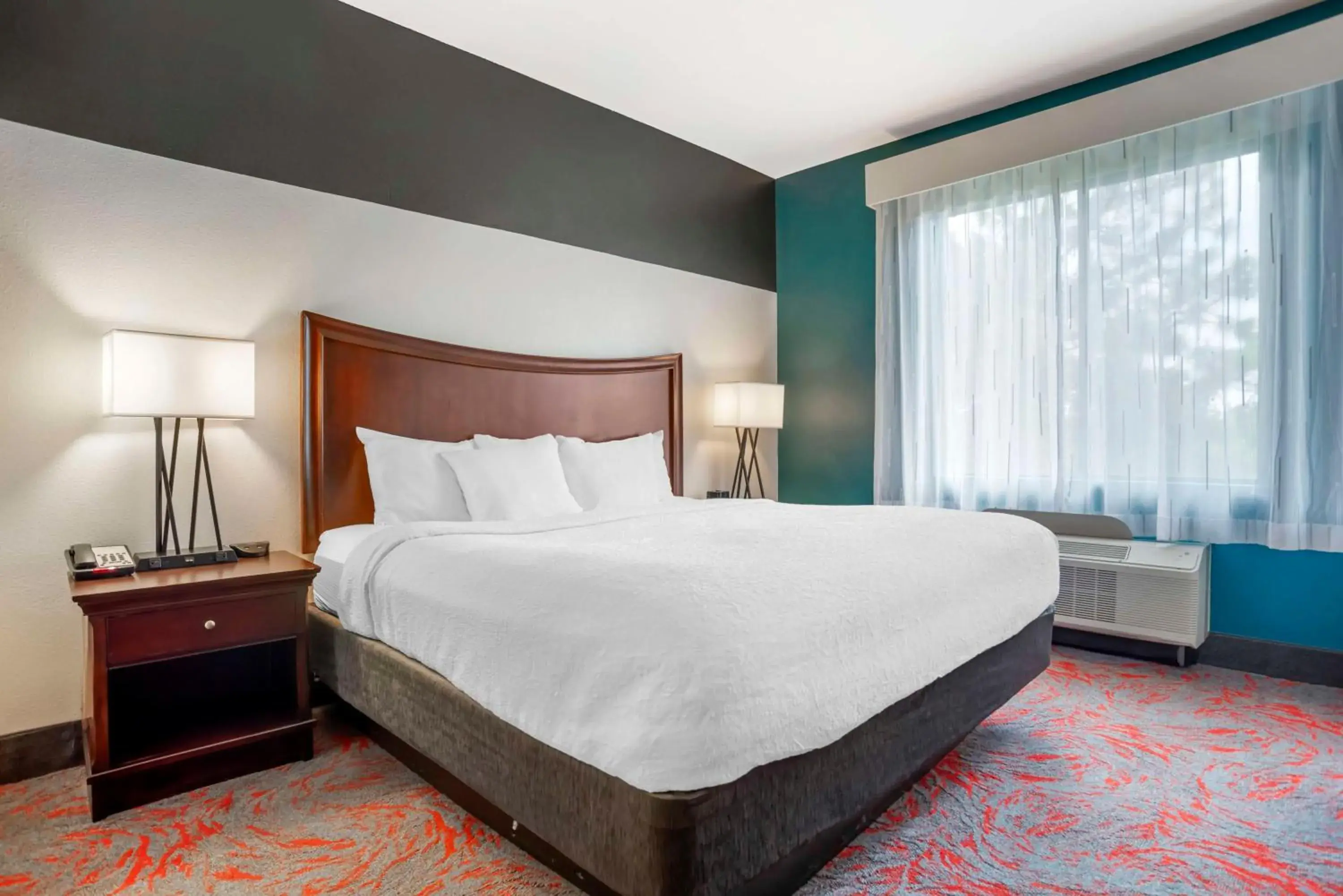 King Suite with Roll-In Shower - Mobility Accessible/Non-Smoking in Best Western Plus Daphne King Suite with Roll-In Shower - Mobility Accessible/Non-Smoking in Best Western Plus Daphne