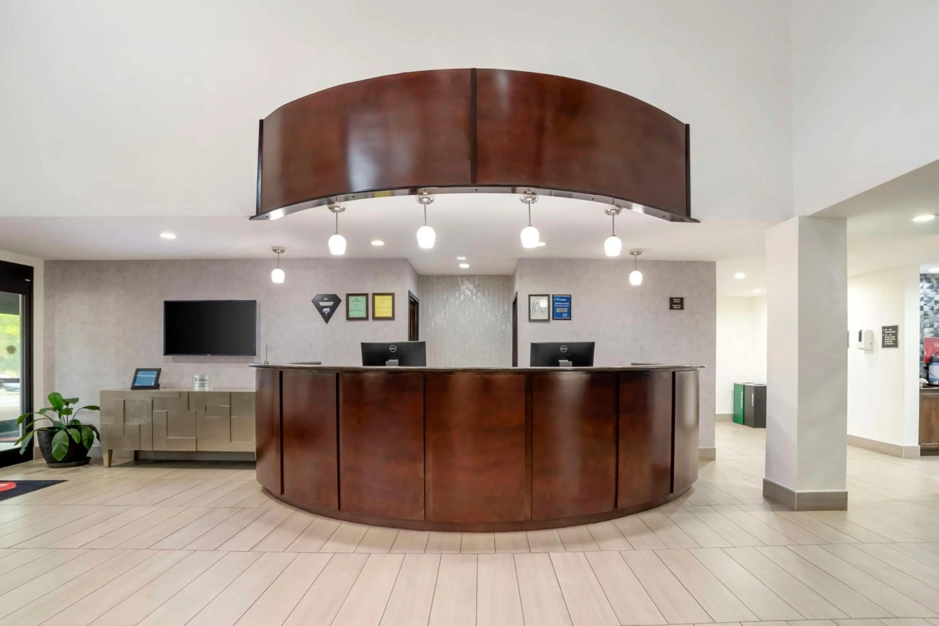 Lobby or reception in Best Western Plus Daphne