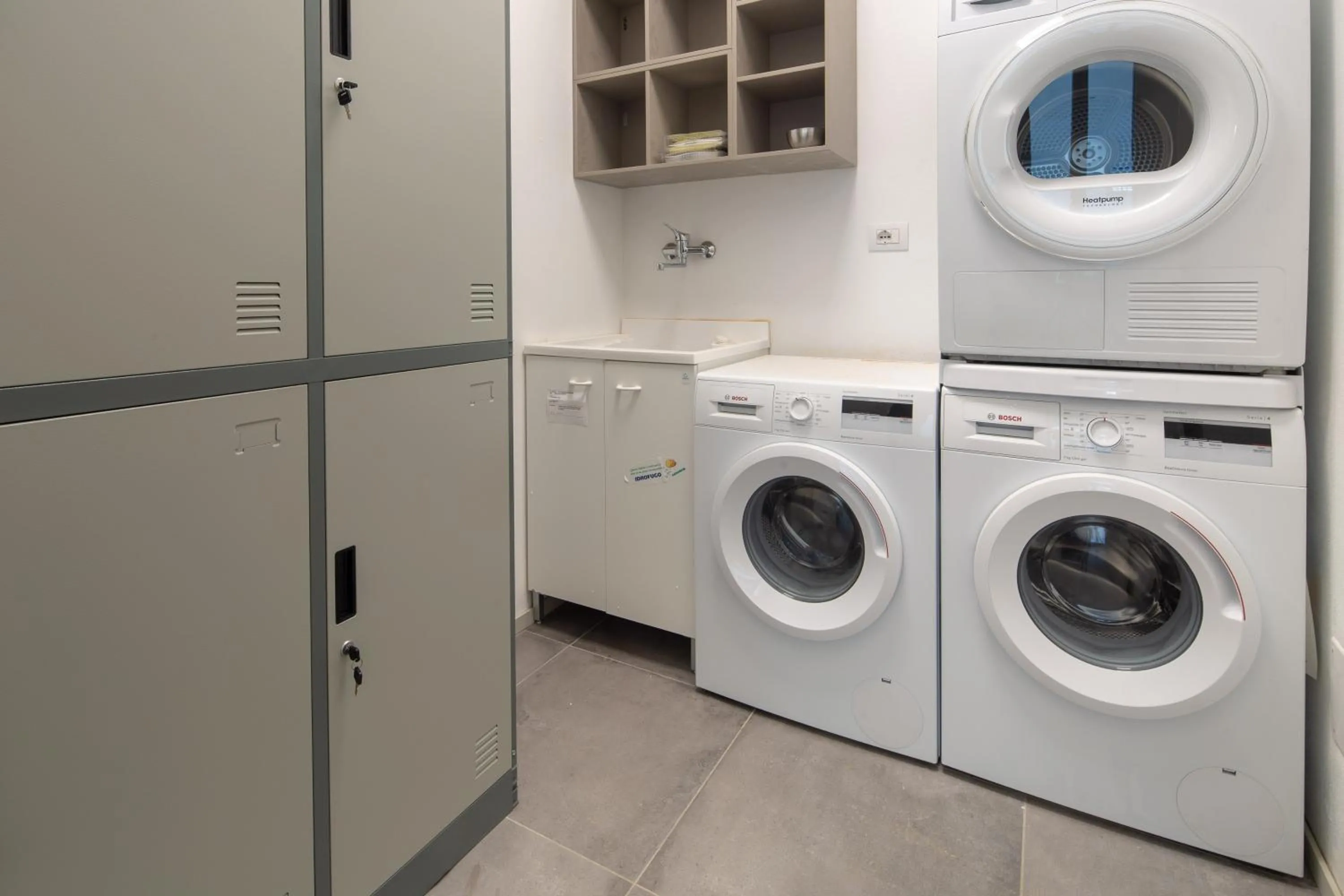 Area and facilities in Carapelli Apartments
