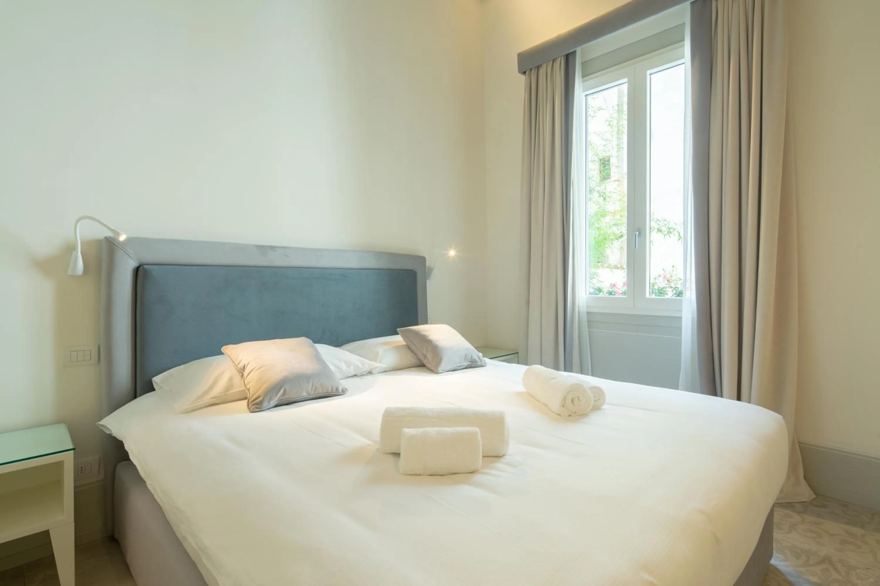 Bedroom, Bed in Carapelli Apartments