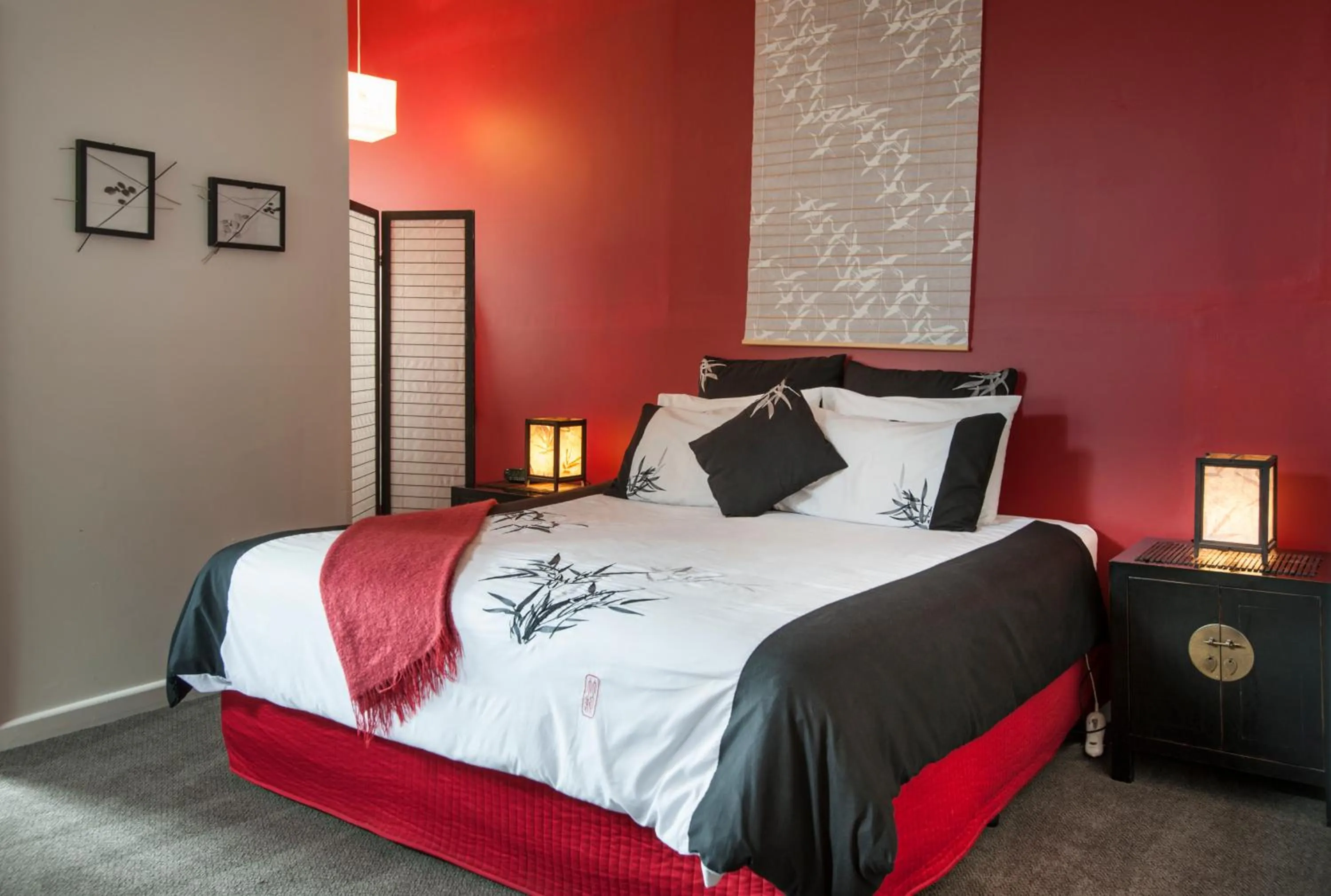 Bedroom, Bed in Healesville Apartments