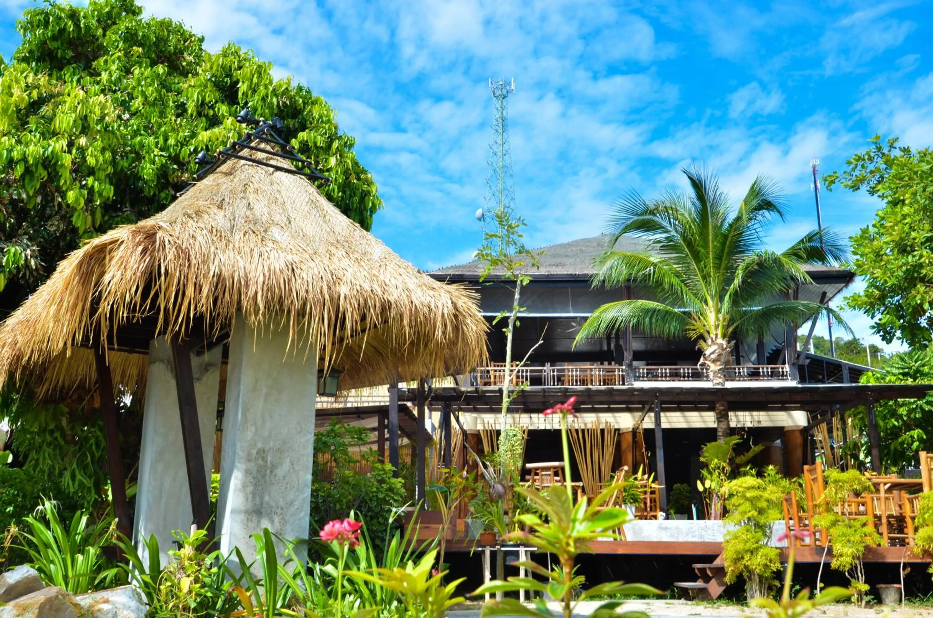 Property building in Sea Garden Resort Haad Chao Phao