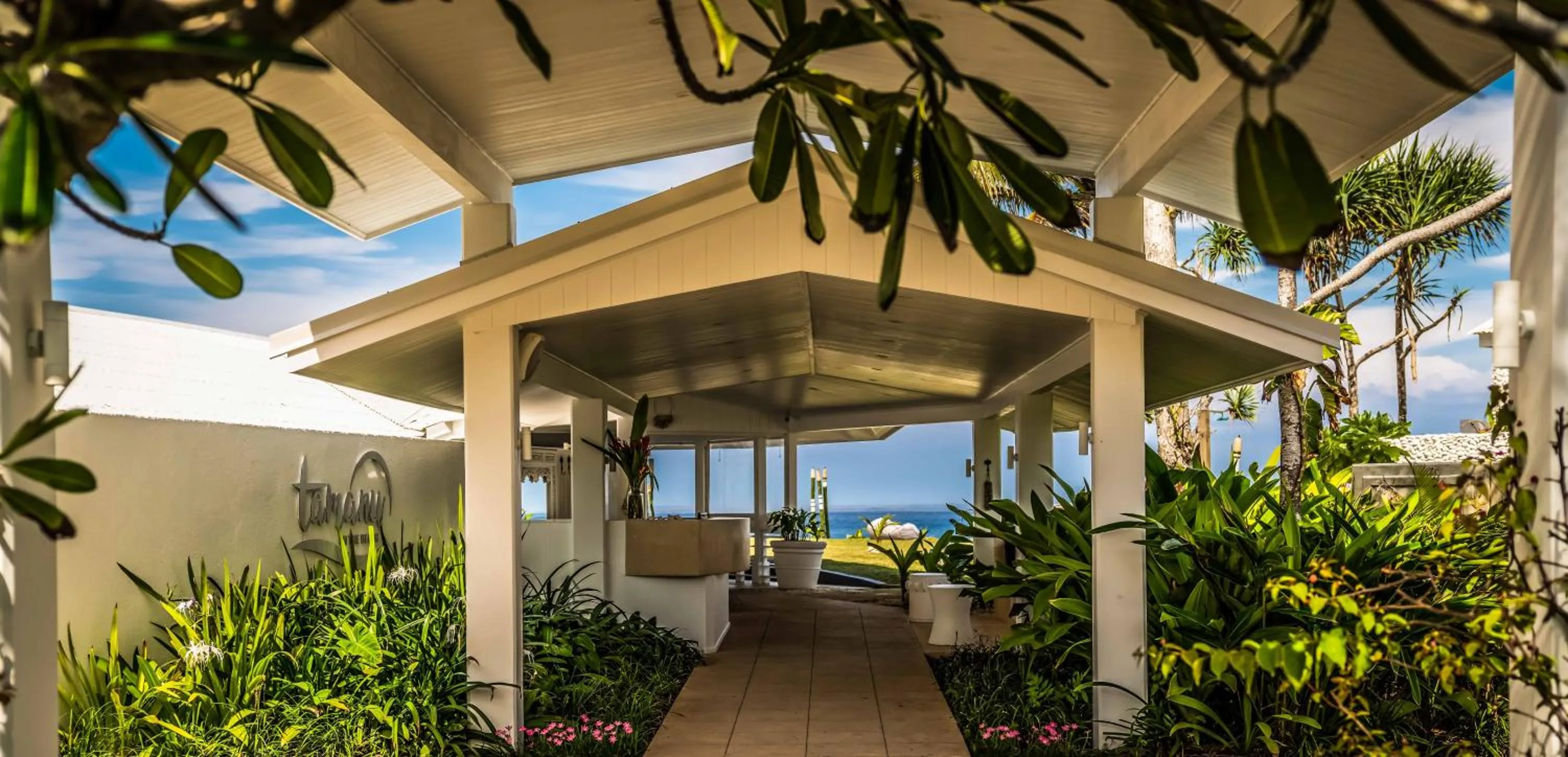 Facade/entrance in Tamanu on the Beach