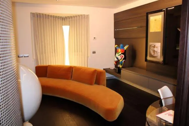 Living room in DOMUS Grand Hotel